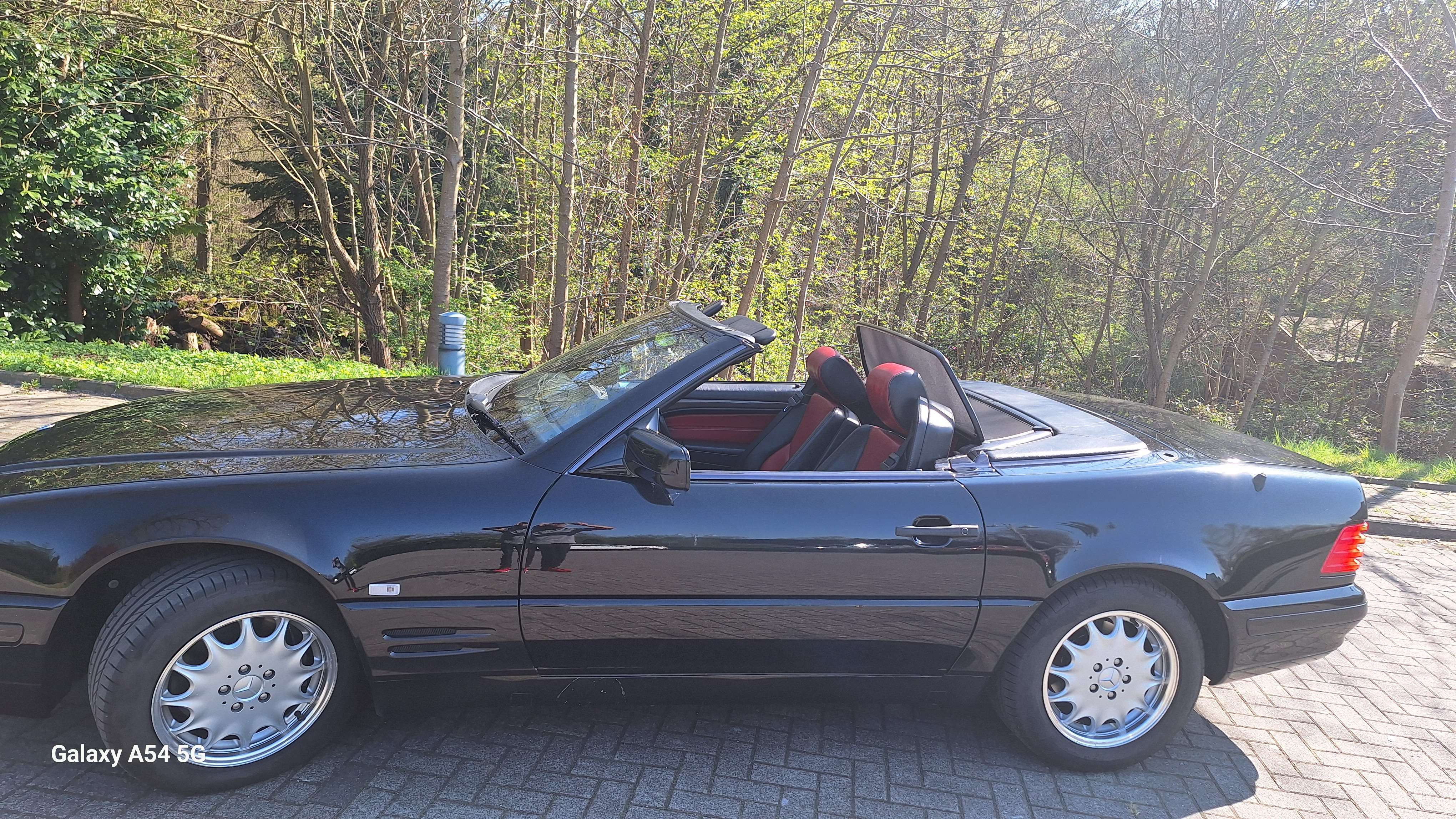 Second hand Mercedes Benz Sl-Class 