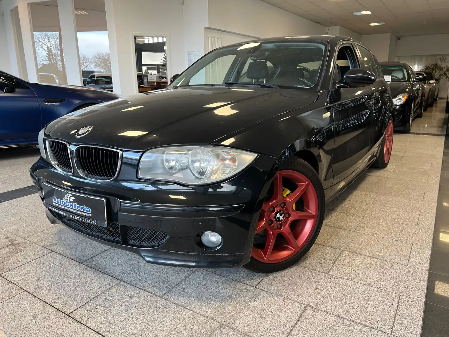 BMW 116 i Lim. Klimaauto. Sportlenkrad PDC El.Fenster Noir - 1