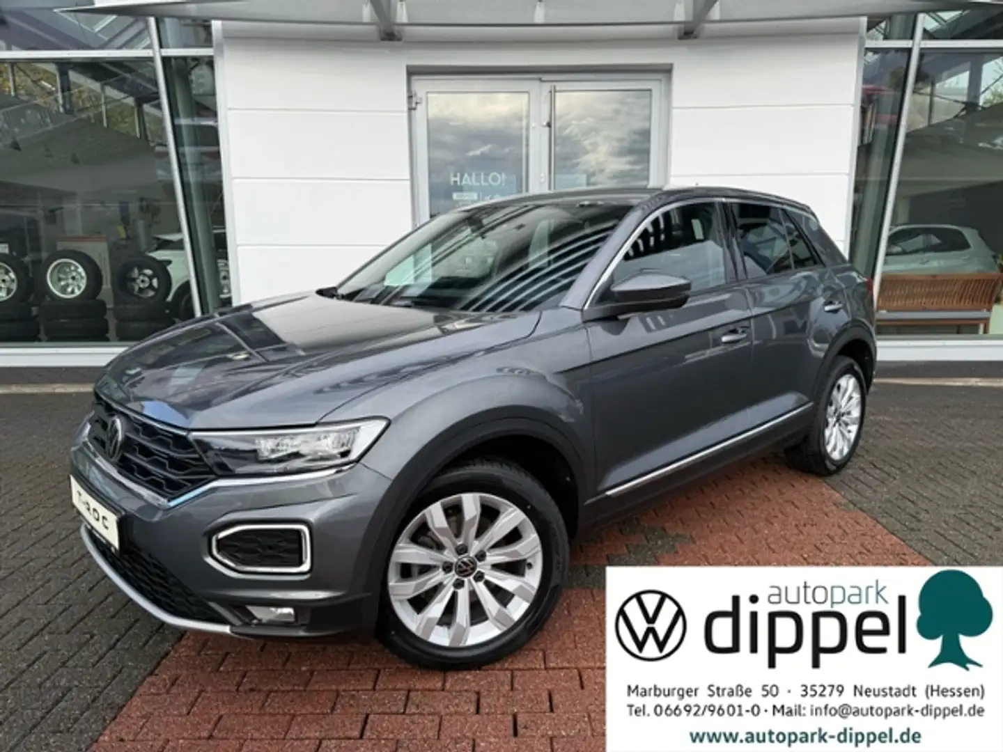 Volkswagen T-Roc 1.5 TSI Sport DSG AHK LED,Navi Grau - 1