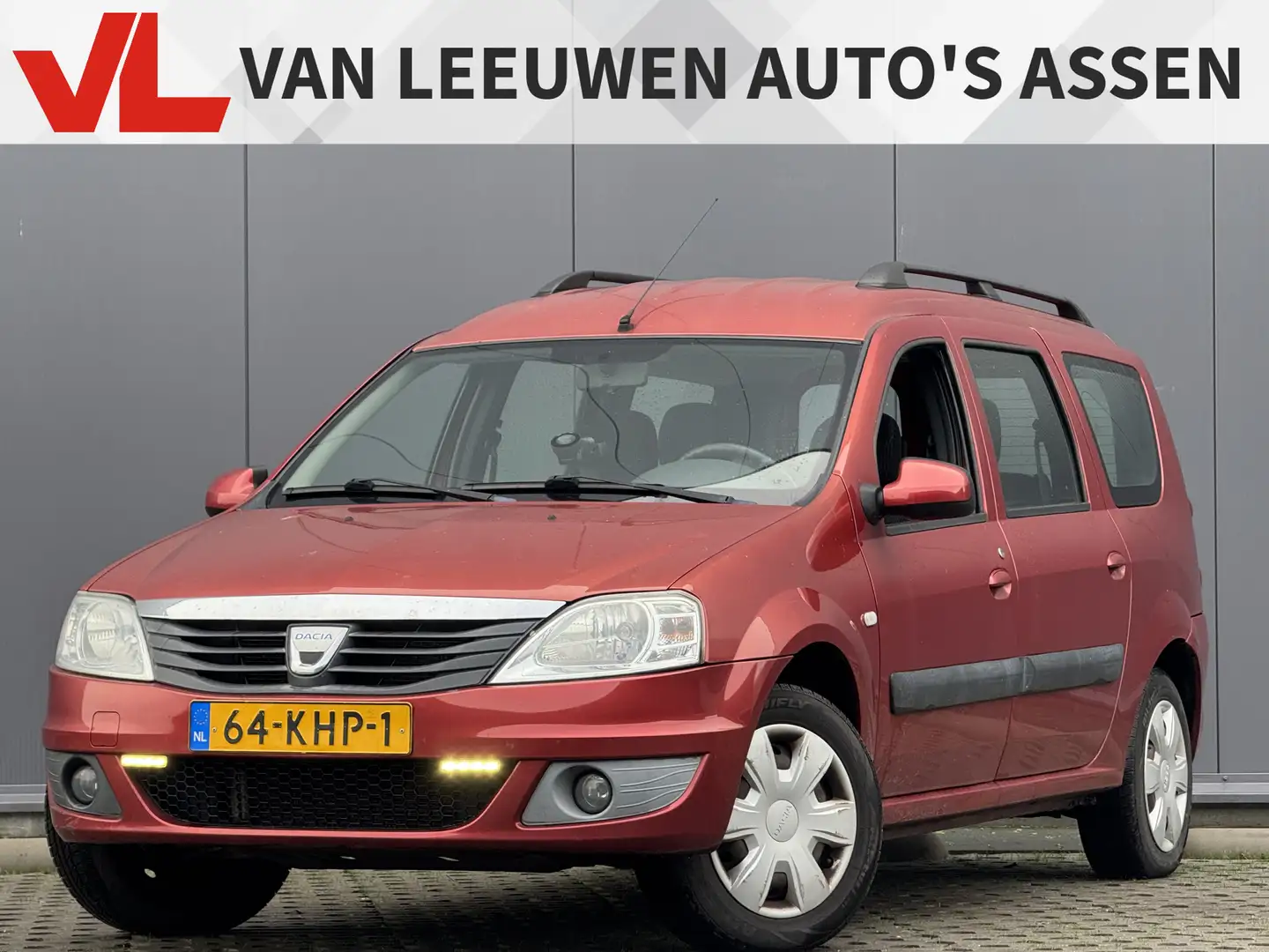 Dacia Logan MCV 1.6-16V Lauréate | Trekhaak Roşu - 1