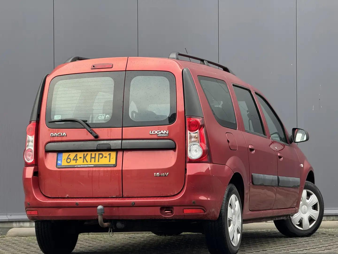 Dacia Logan MCV 1.6-16V Lauréate | Trekhaak Roşu - 2
