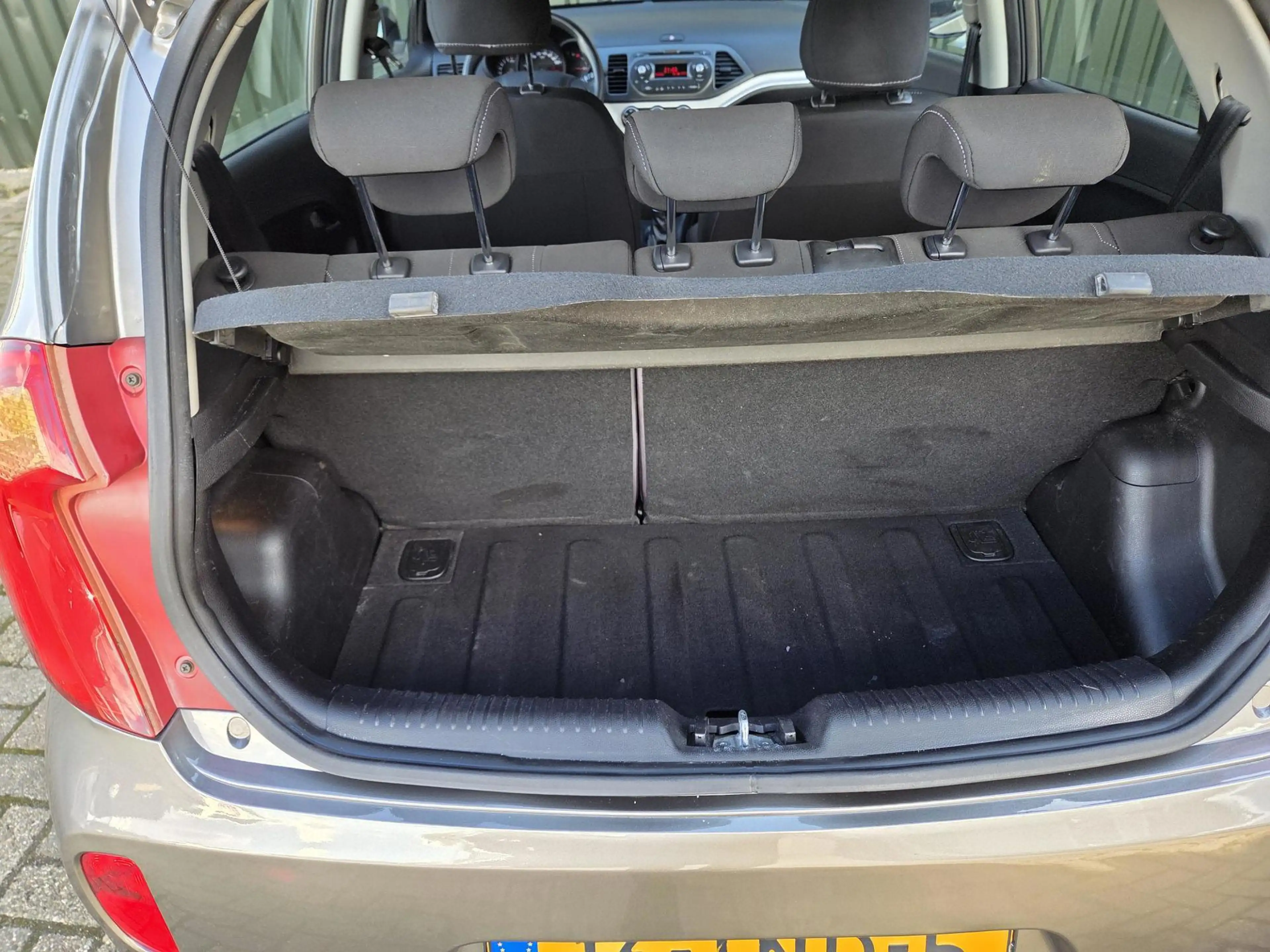 Kia Picanto 1.2 CVVT Comfort Pack 4 Cylinder dealer onderhoud — photo 13