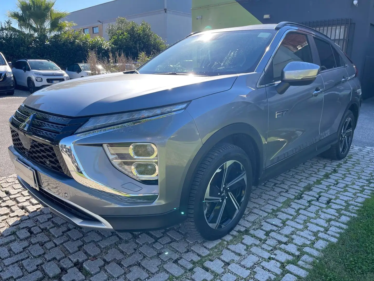 Mitsubishi Eclipse Cross Eclipse Cross 2.4 phev Intense s-awc Grigio - 1