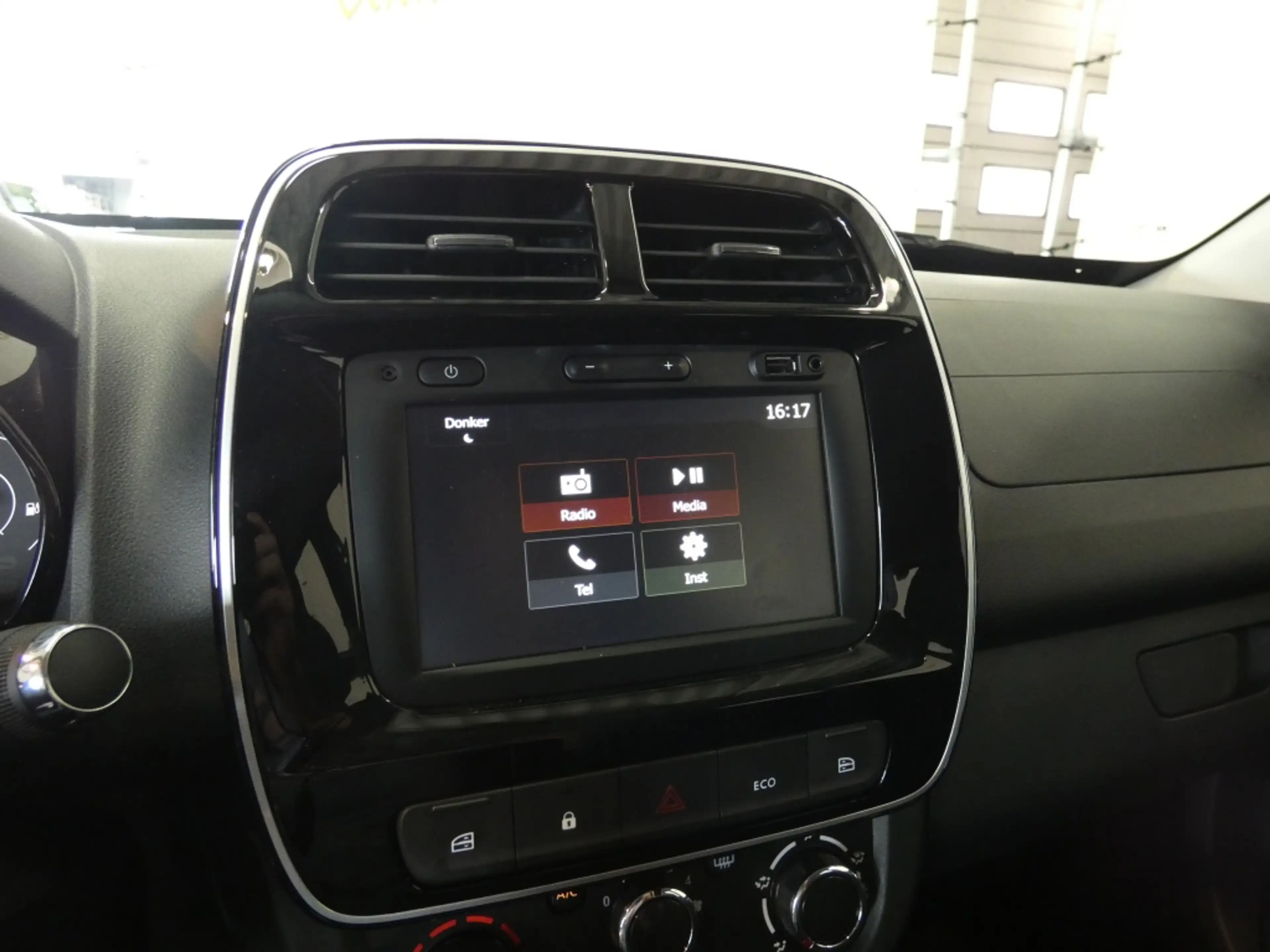 Dacia Spring Expression Navi en Camera — photo 15