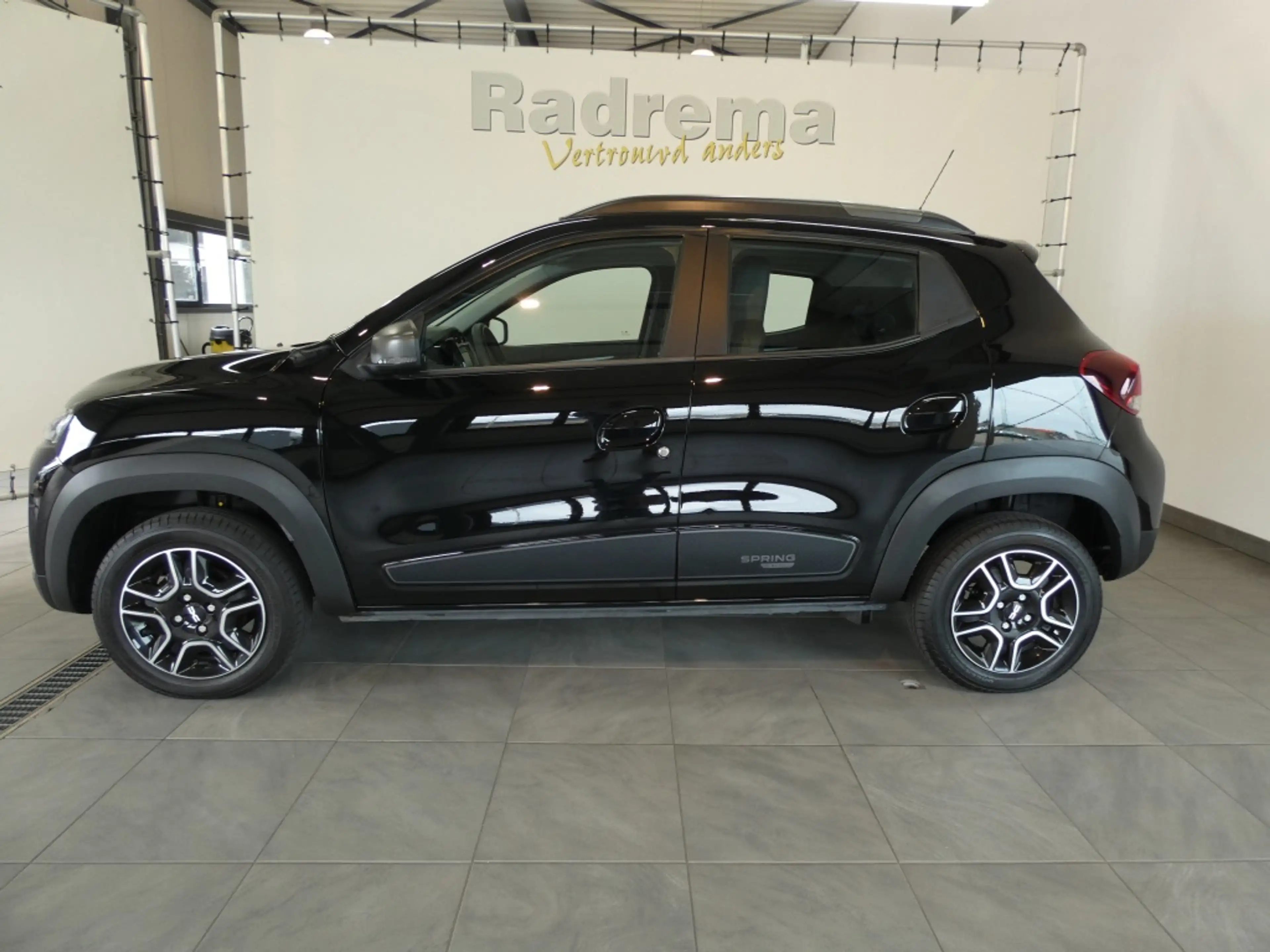 Dacia Spring Expression Navi en Camera — photo 4