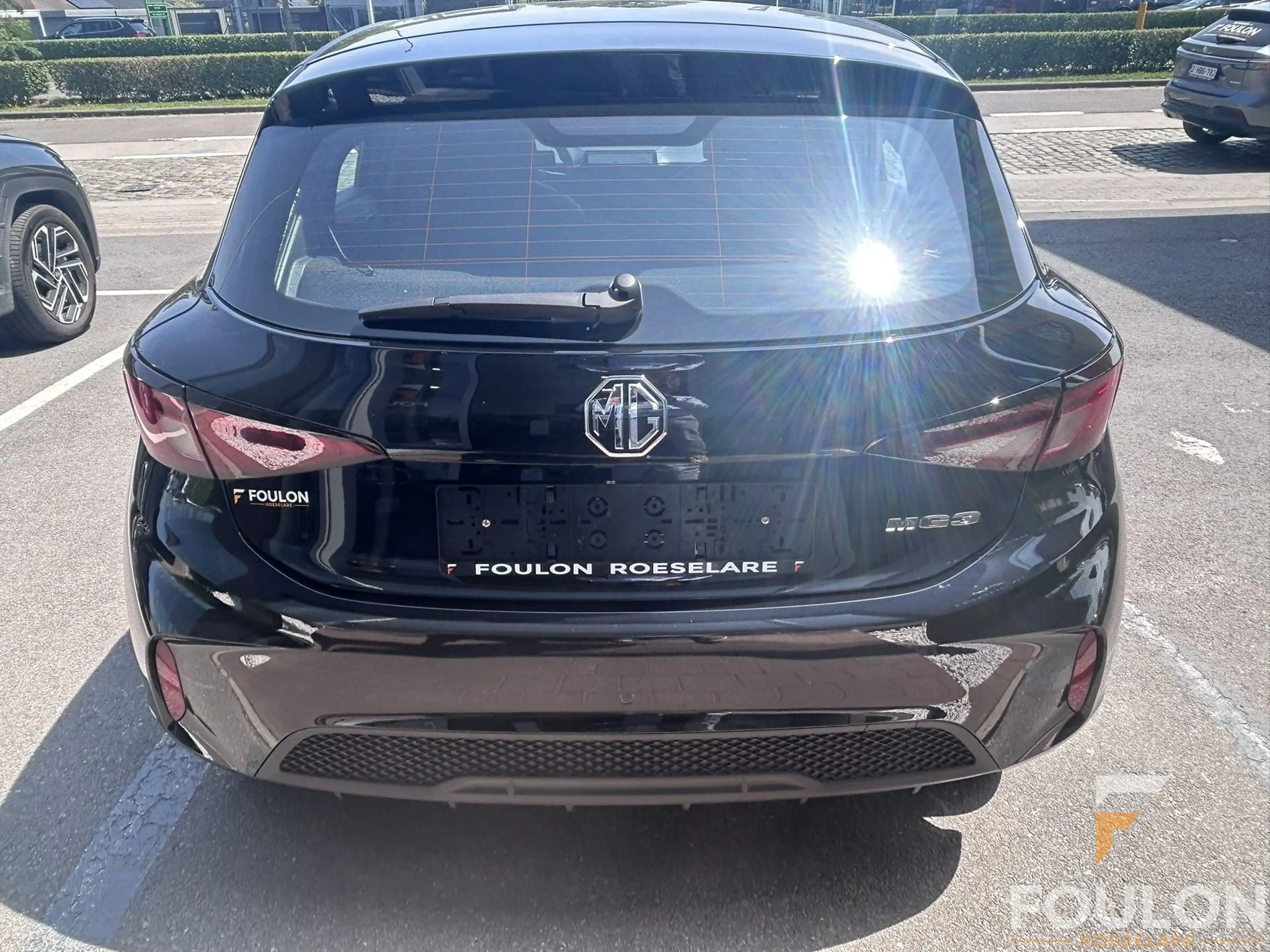 MG MG3 1.5i Full option | STOCK!! — photo 4