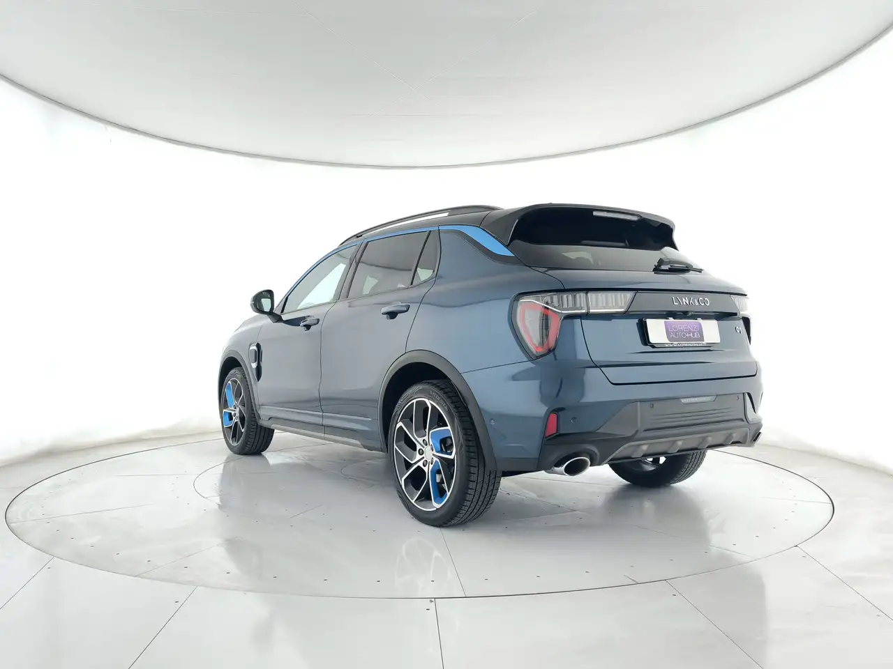 Lynk & Co 01 2022
