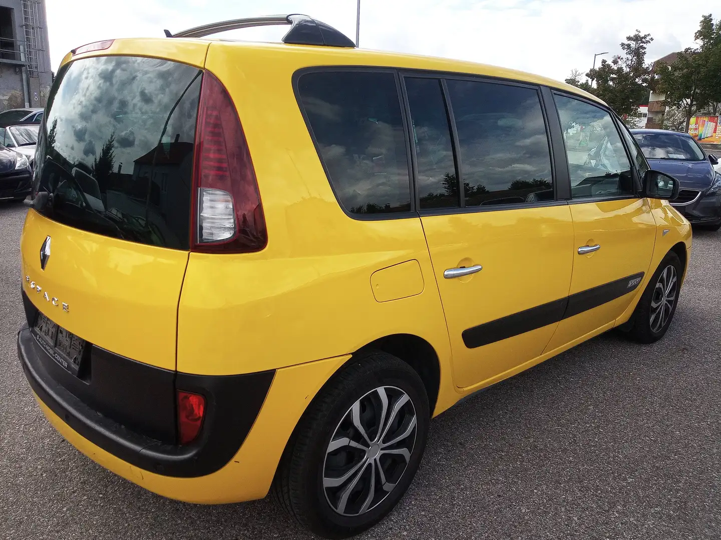 Renault Espace Celsium 2,0 DCI 7-Sitzer Gelb - 2