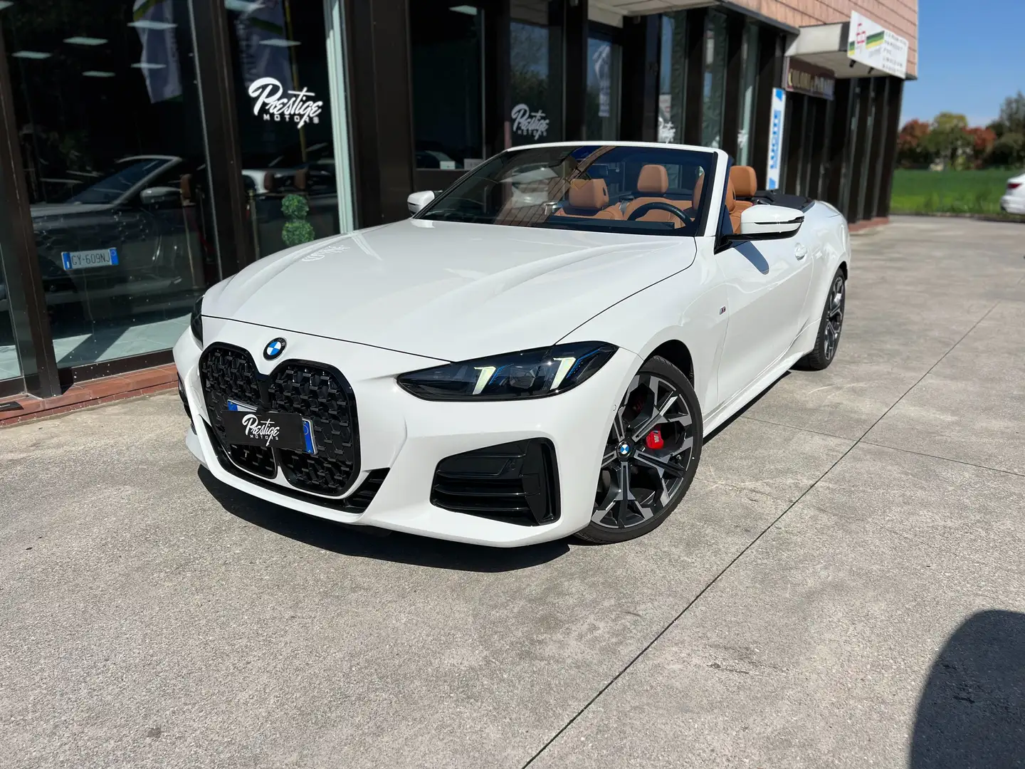 BMW 430 430d Cabrio mhev 48V MSport Pro auto Bianco - 1