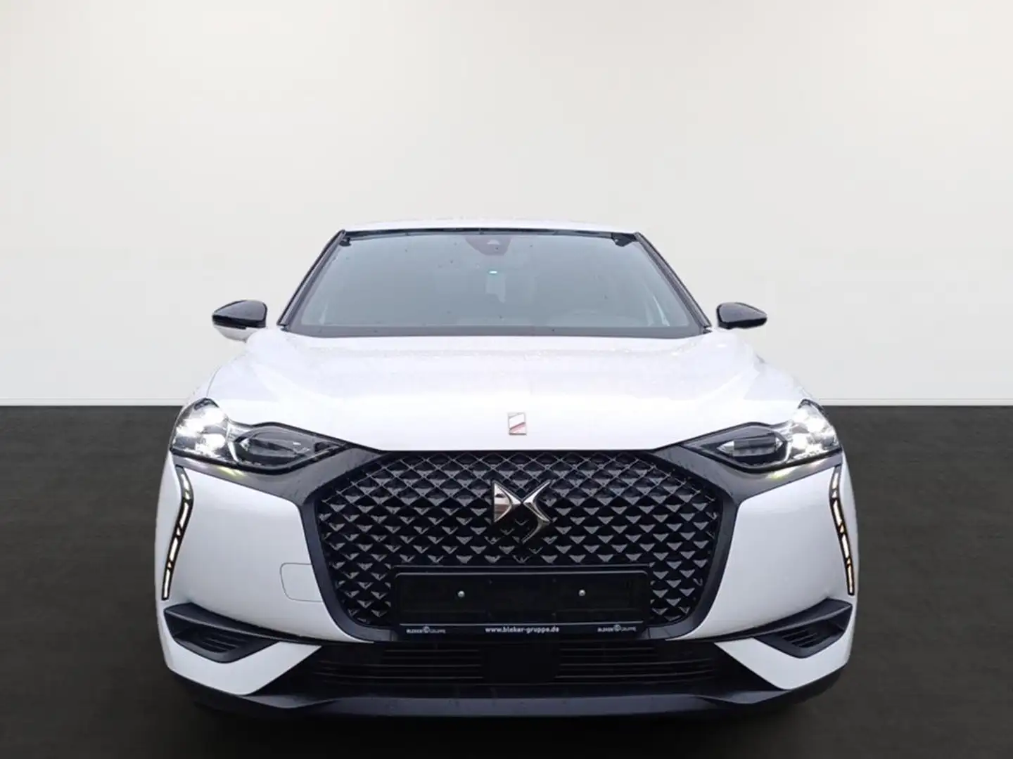 DS Automobiles DS 3 Crossback E-Tense 136 Performance Line+ Weiß - 2