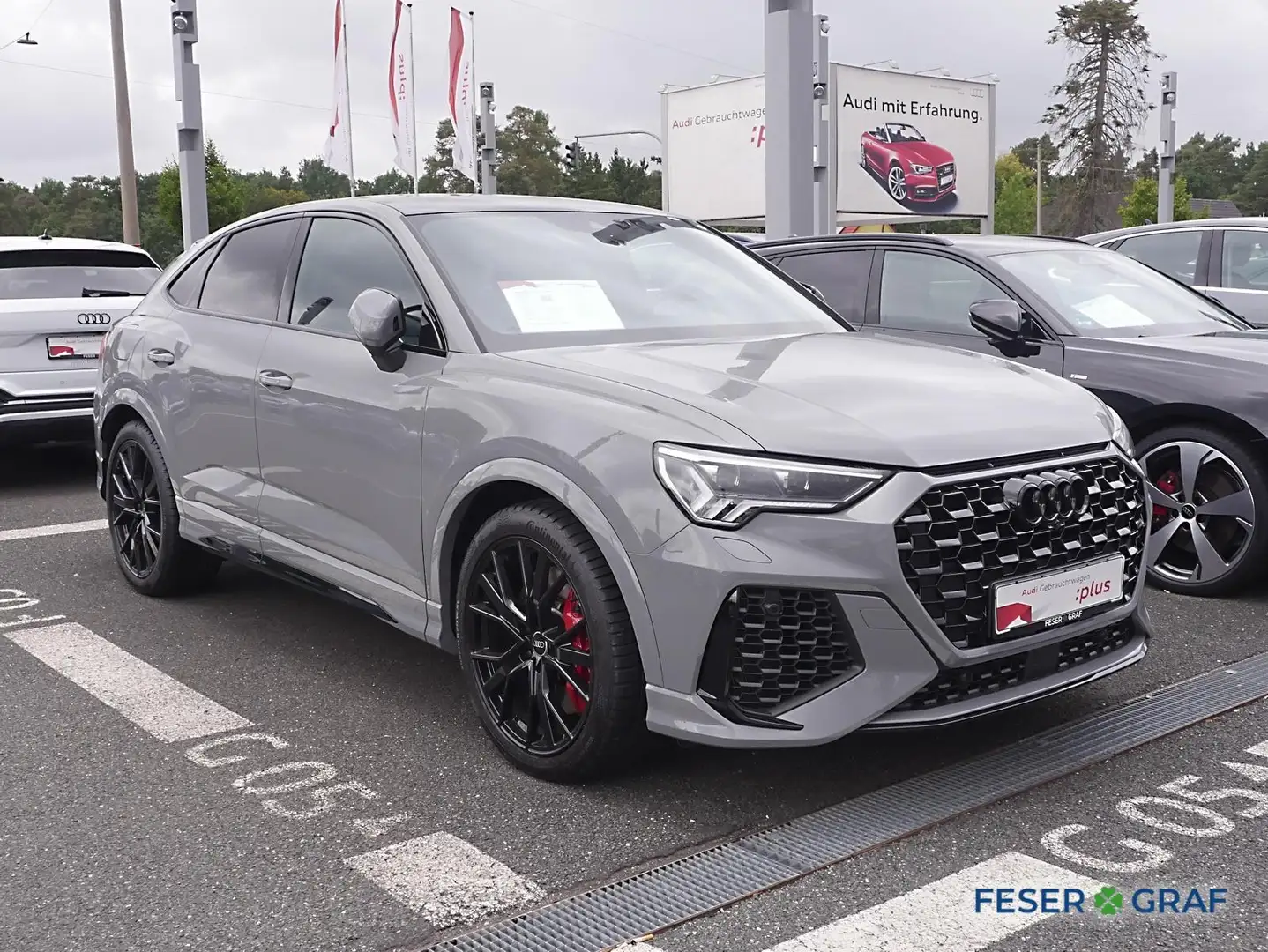 Audi RS Q3 Sportback Matrix Pano 360° Navi Tempomat Grau - 2
