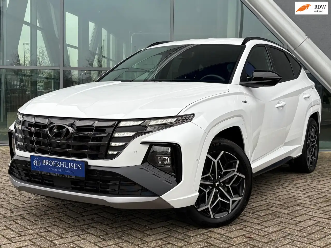 Hyundai TUCSON 1.6 T-GDI PHEV N Line 4WD 265pk Automaat / Stoelve — миниатюра 1