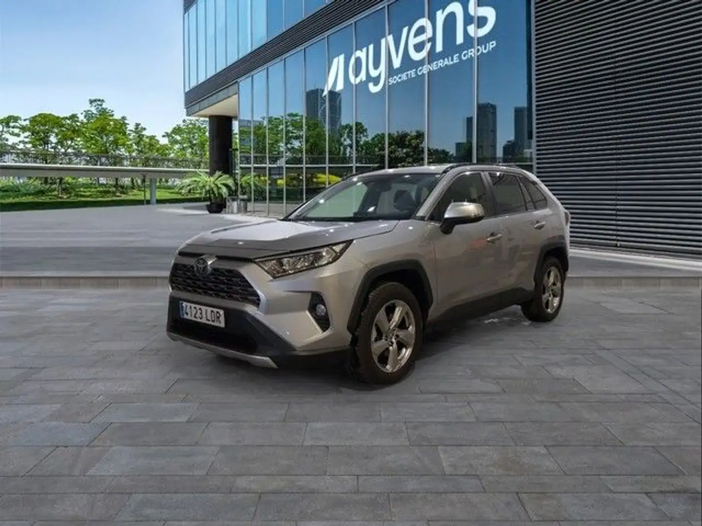 Toyota RAV 4 2.5 hybrid 2WD Advance Plateado - 1