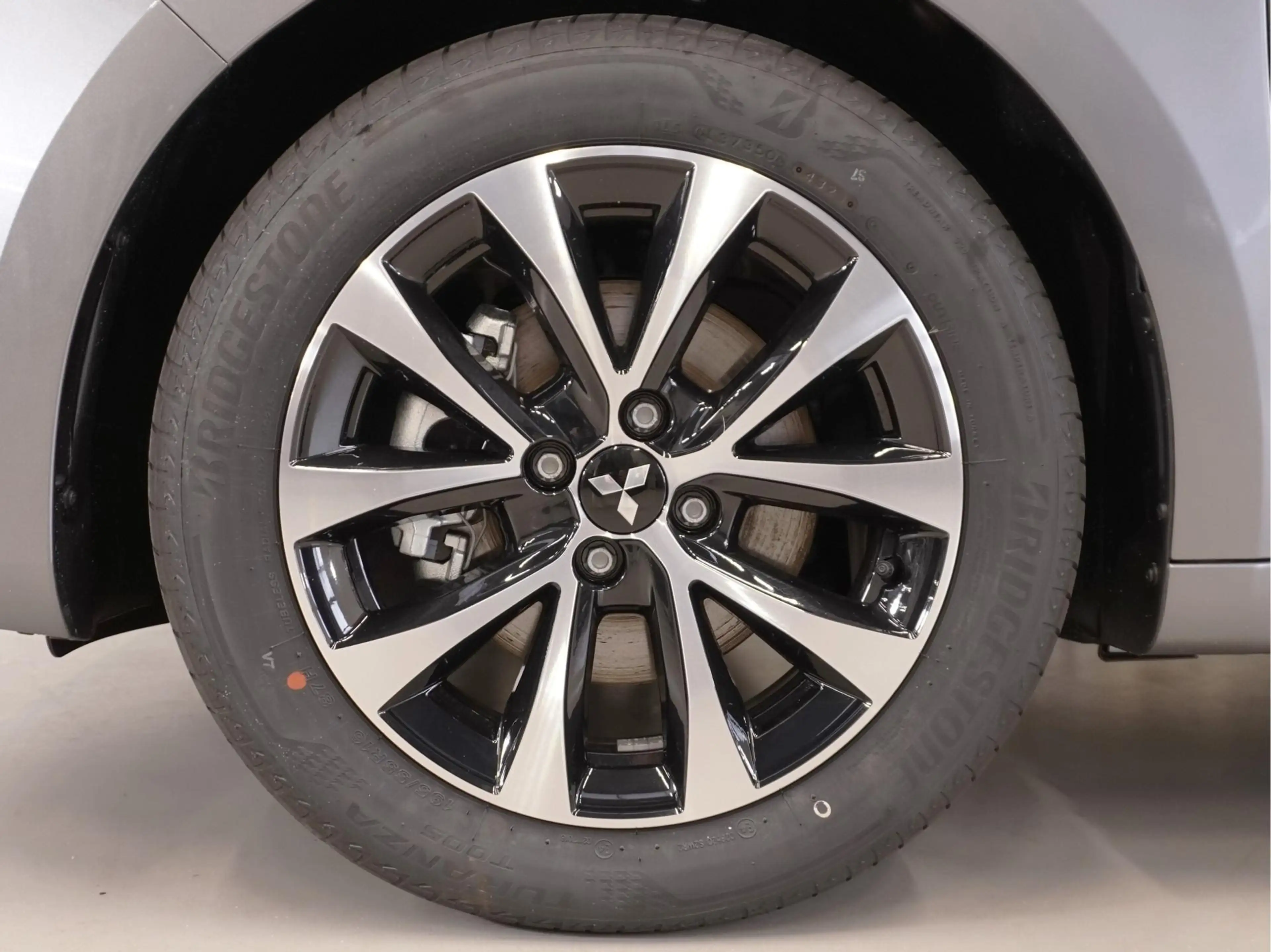 Mitsubishi Colt 1.6 HEV Intense | Super deal | 8 jaar garantie | R — photo 13