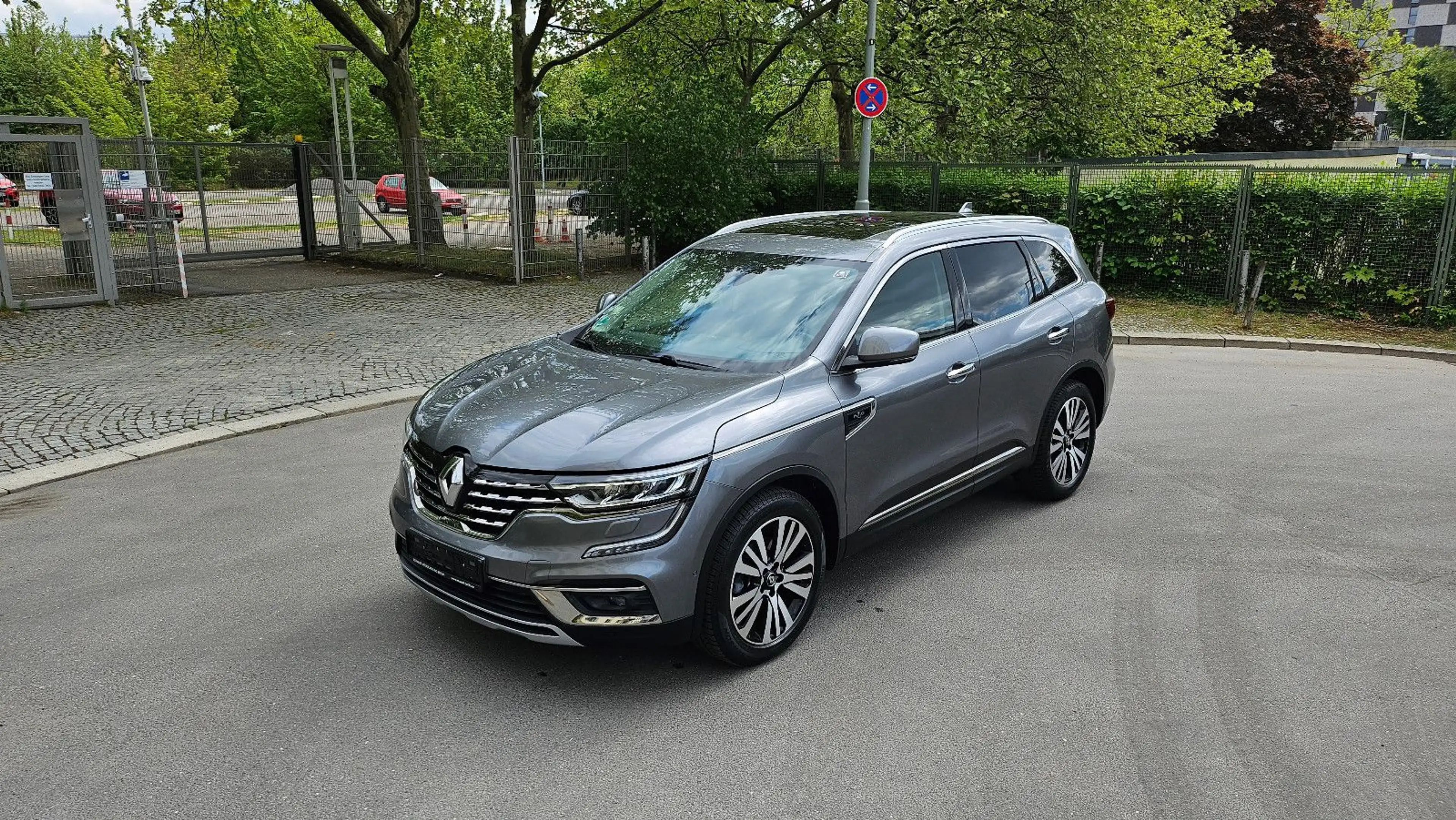 Renault Koleos Initiale Paris 4x4 Panorama Wartung neu