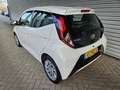 Toyota Aygo 1.0 VVT-i x-play Wit - thumbnail 4