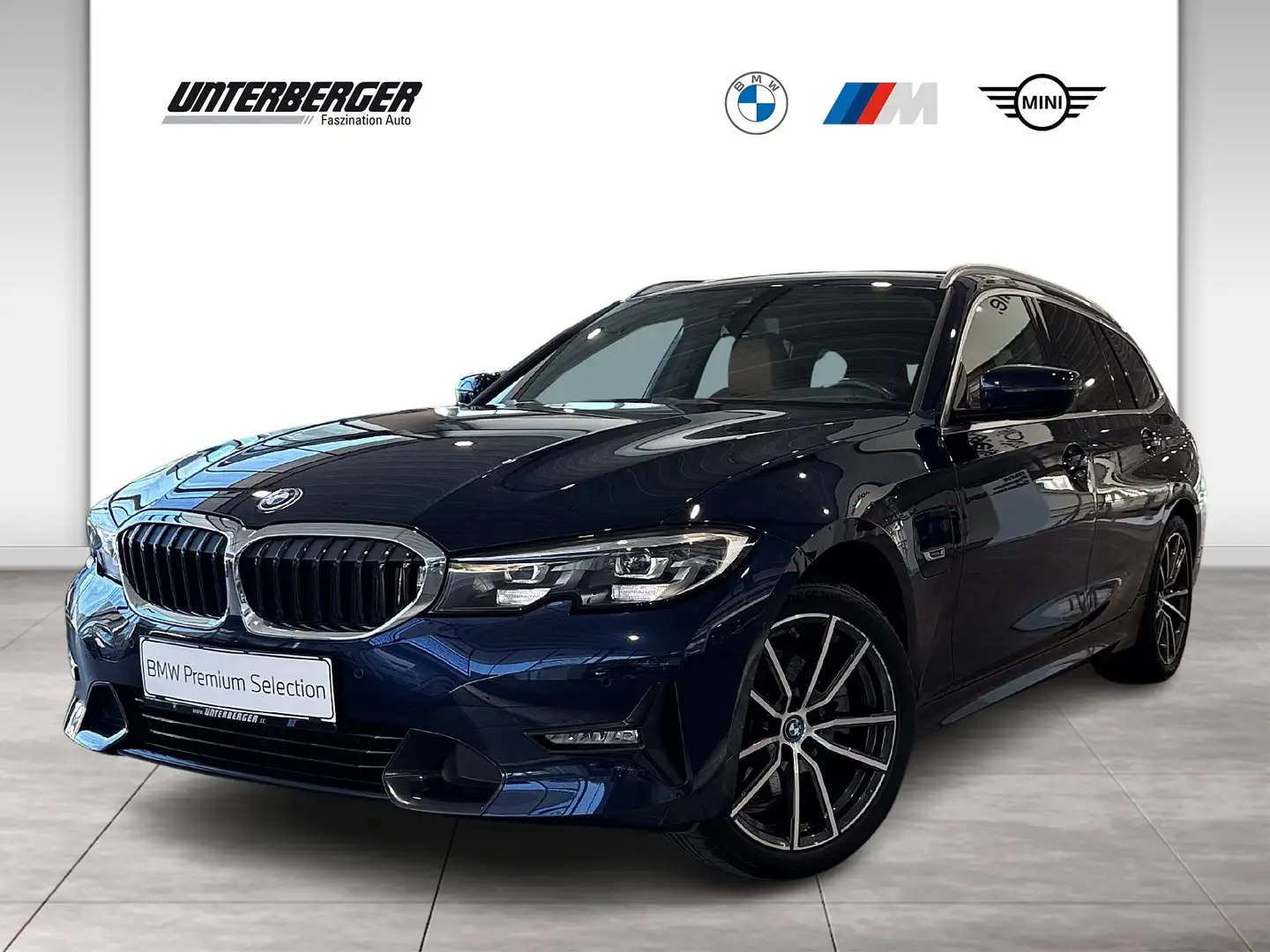 BMW 320 e xDrive Touring (G21) Sport Line DAB Blau - 1