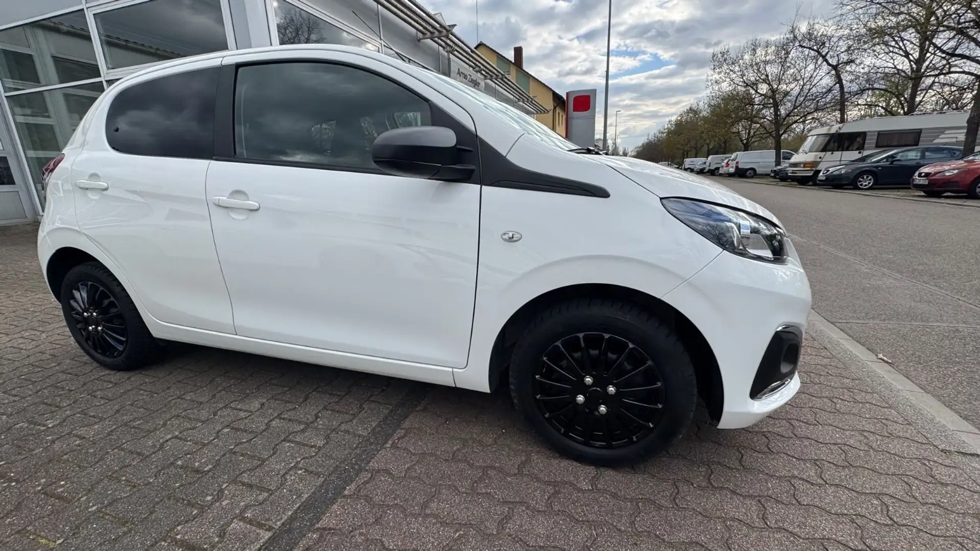 Peugeot 108 Style  /Sehr Sauber Weiß - 1