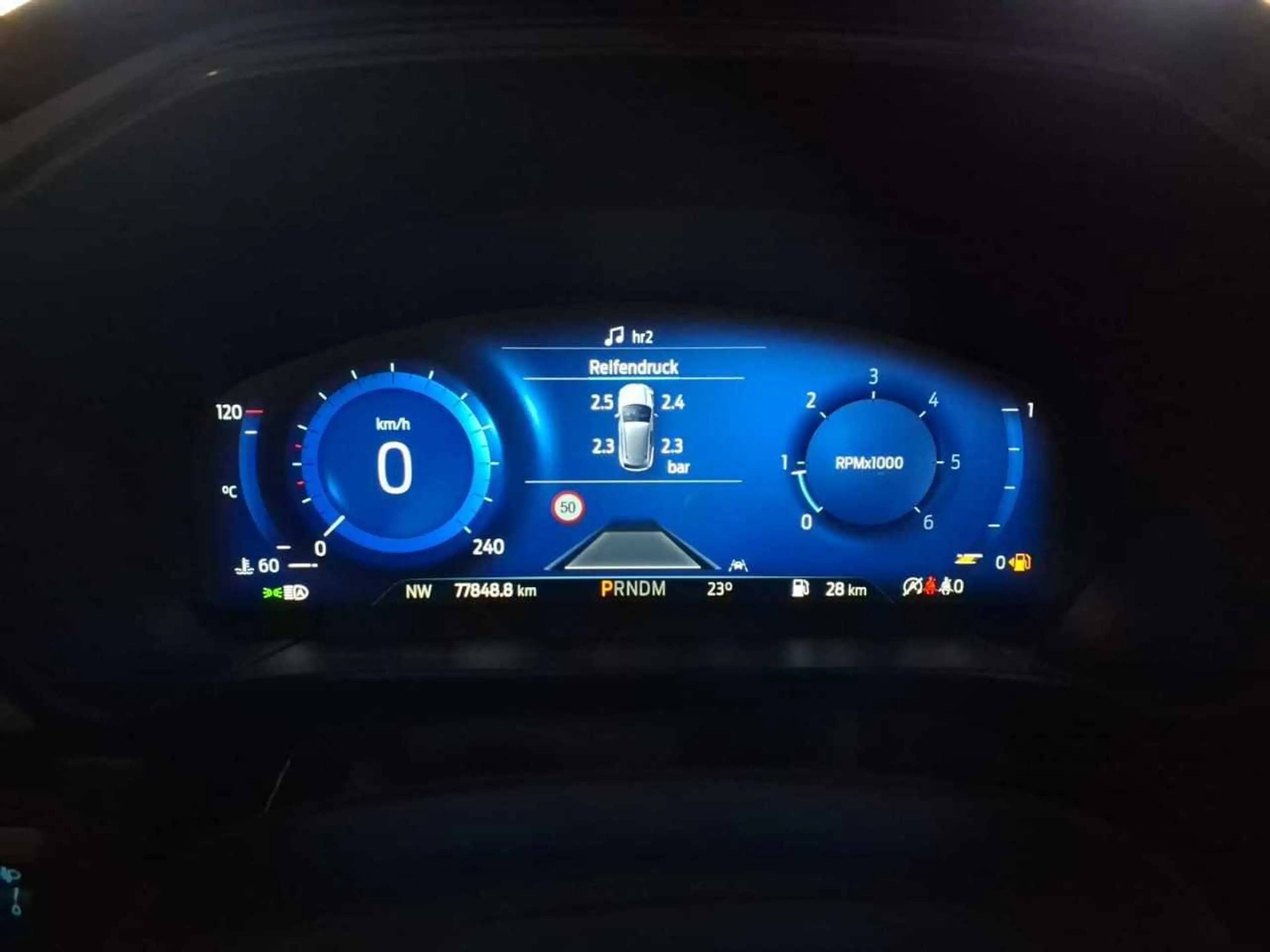 Ford Kuga 2.0 EcoBlue ST-Line X B&O AHK SpoSi StHz — photo 9