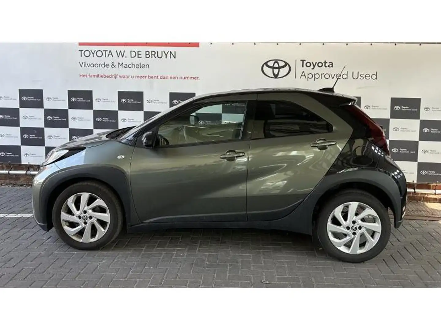 Toyota Aygo X X pulse Grün - 2