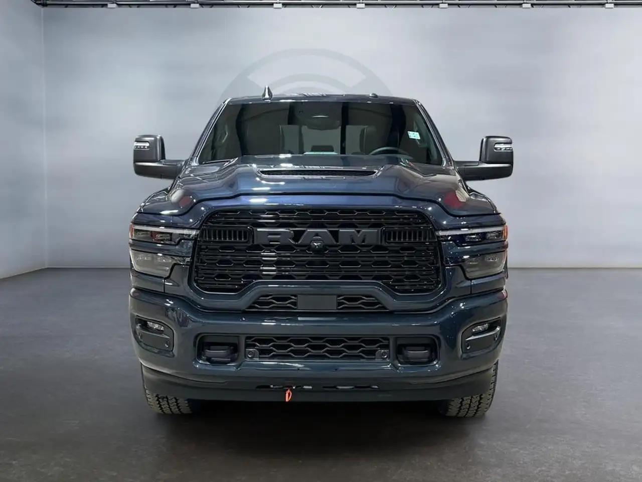 RAM 3500 снимка RAM 3500