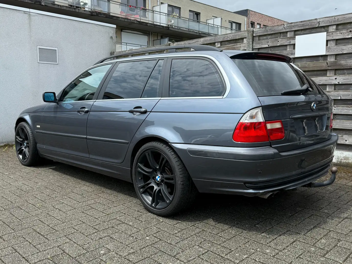 BMW 320 E46 - Automaat Gri - 1