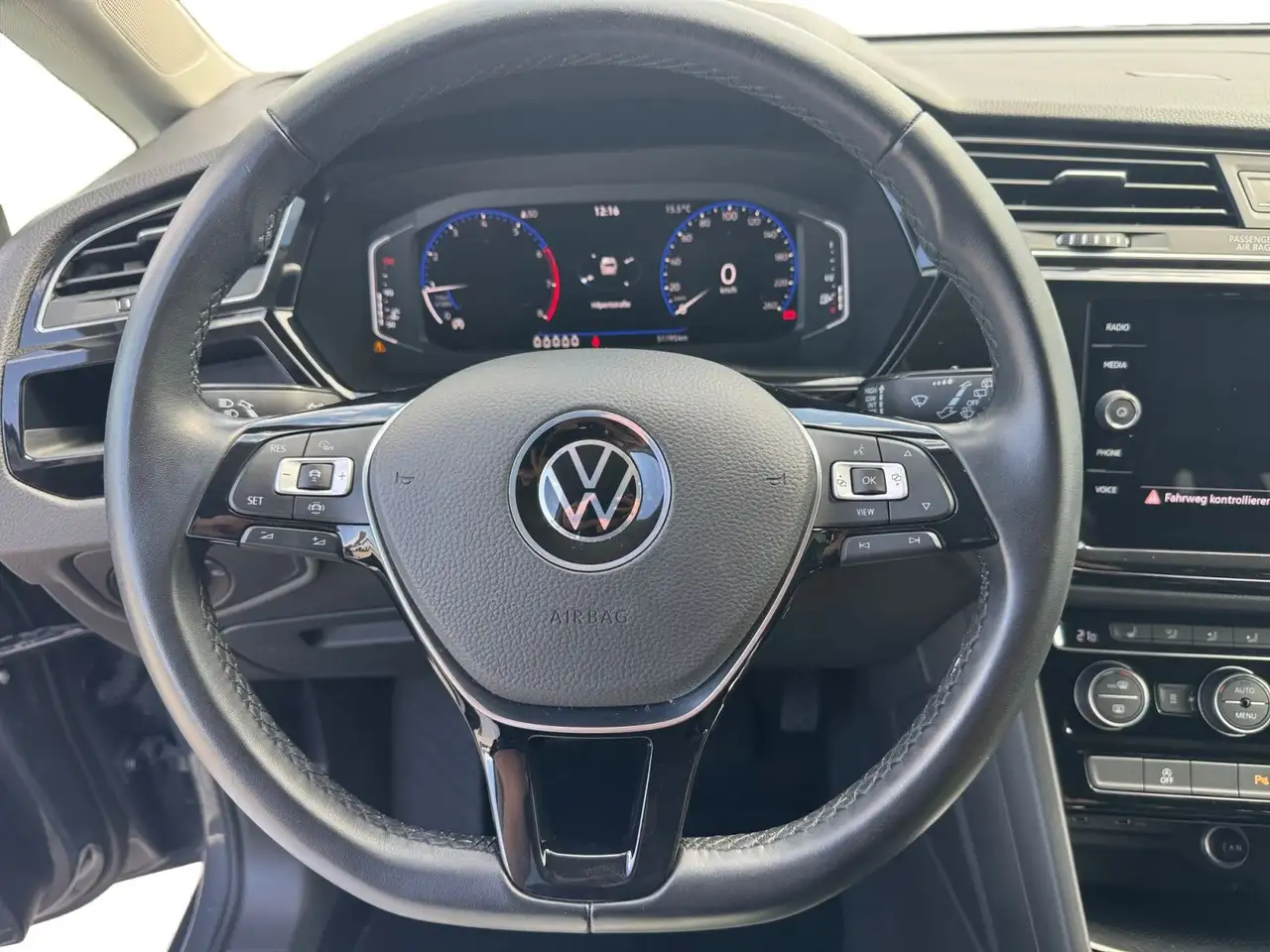 Volkswagen Touran Highline 1.5 TSI, R-LINE/7-SITZE/LED/KAM/, миниатюра 13