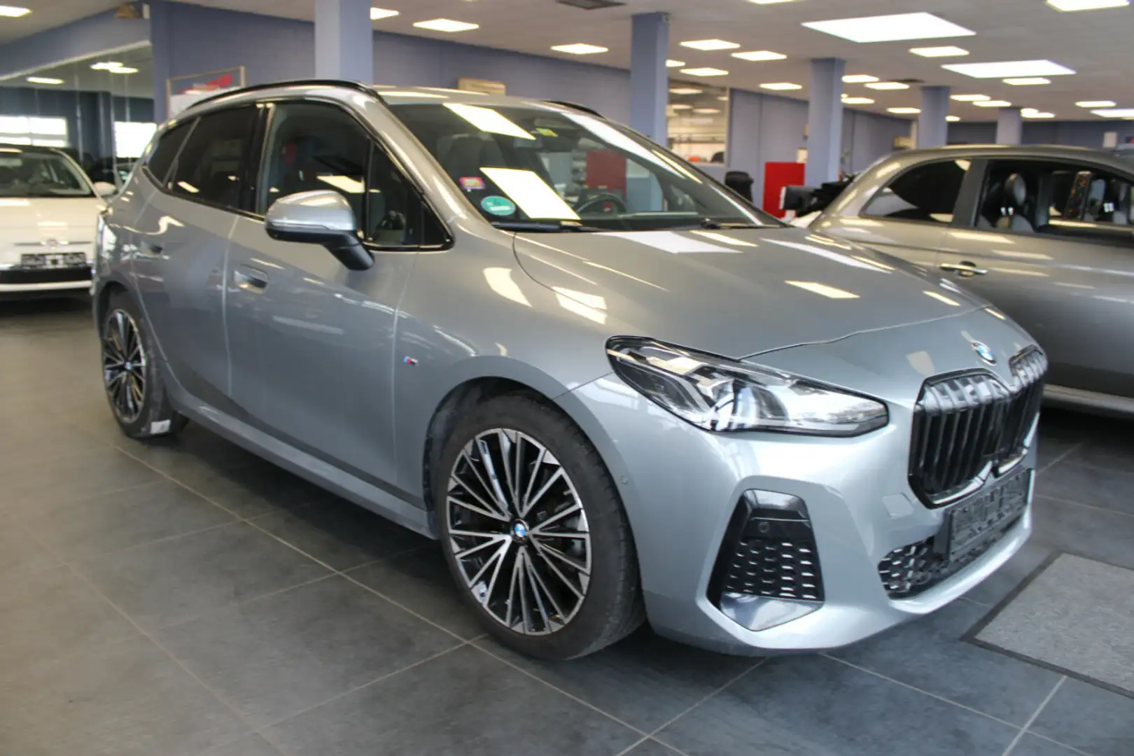 BMW 218 Aut. - M SPORT - Leder - Panorama - Grau - 1