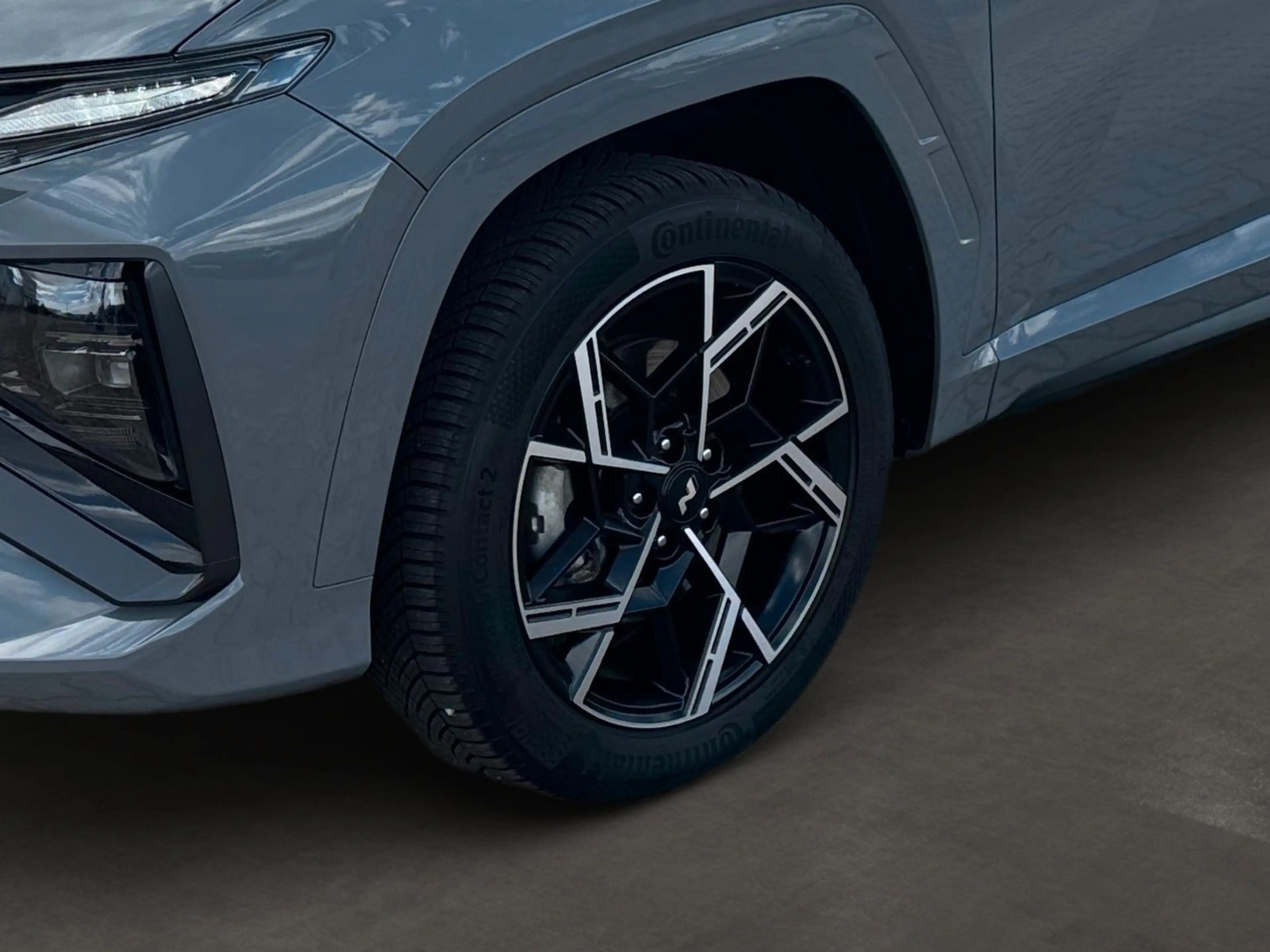 Hyundai TUCSON 1.6T N Line PHEV 4WD AHZV LED NAVI DAB — photo 6