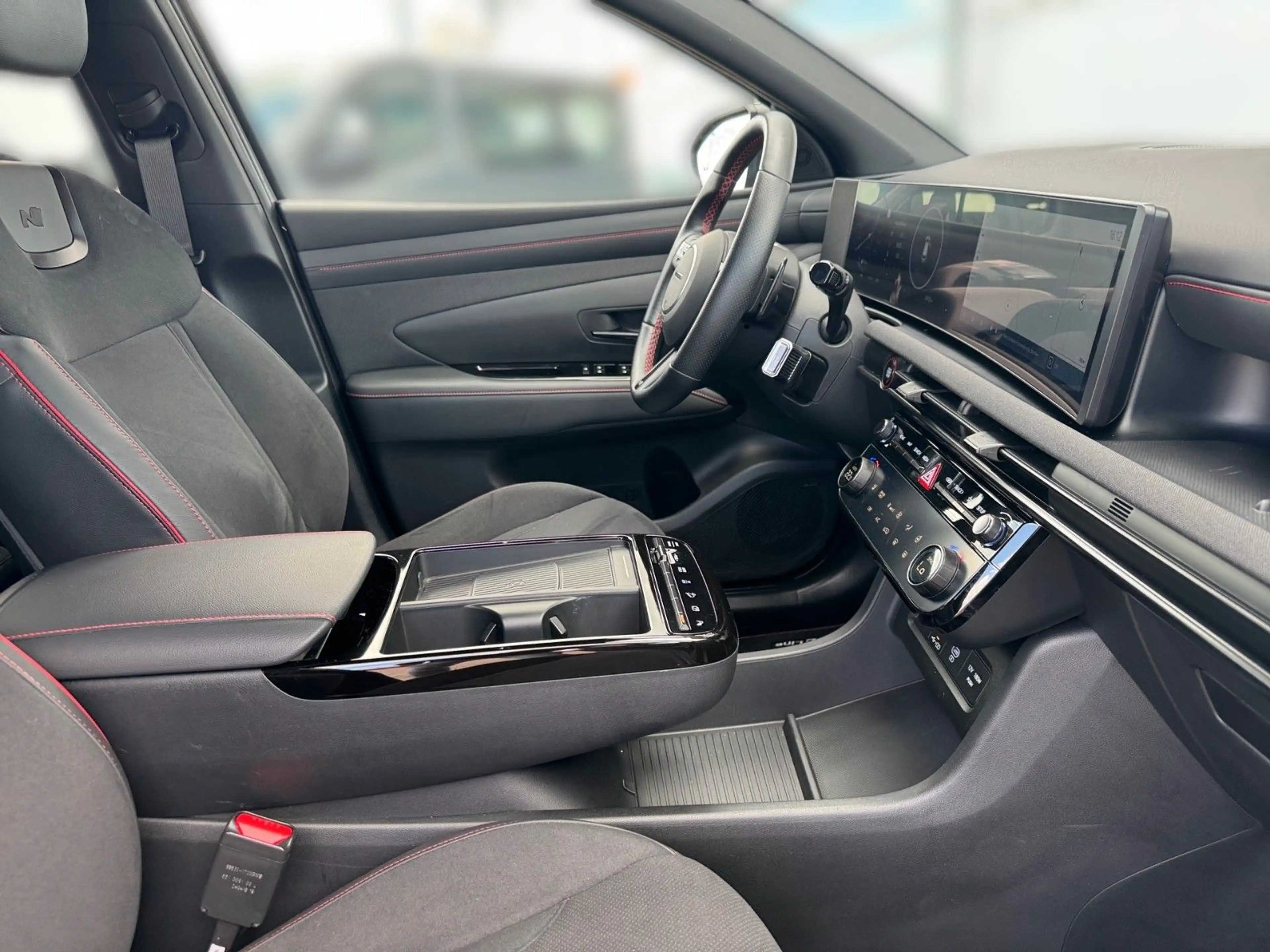 Hyundai TUCSON 1.6T N Line PHEV 4WD AHZV LED NAVI DAB — photo 14