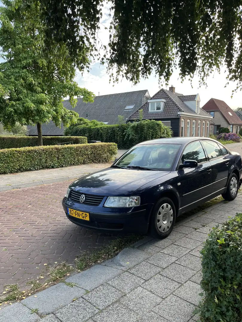 Volkswagen Passat 1.9 TDI Comfortline Blu/Azzurro - 1
