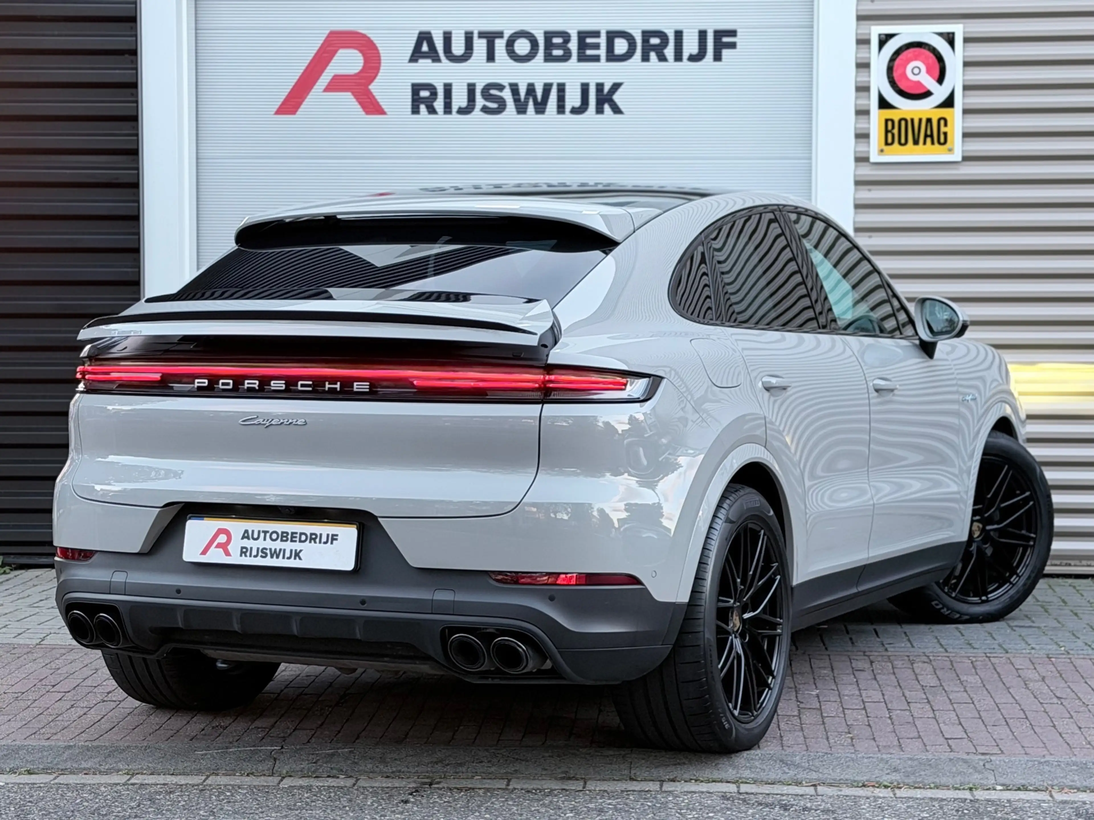 Porsche Cayenne 3.0 E-Hybrid Pano/Bose/360/Memory — photo 4