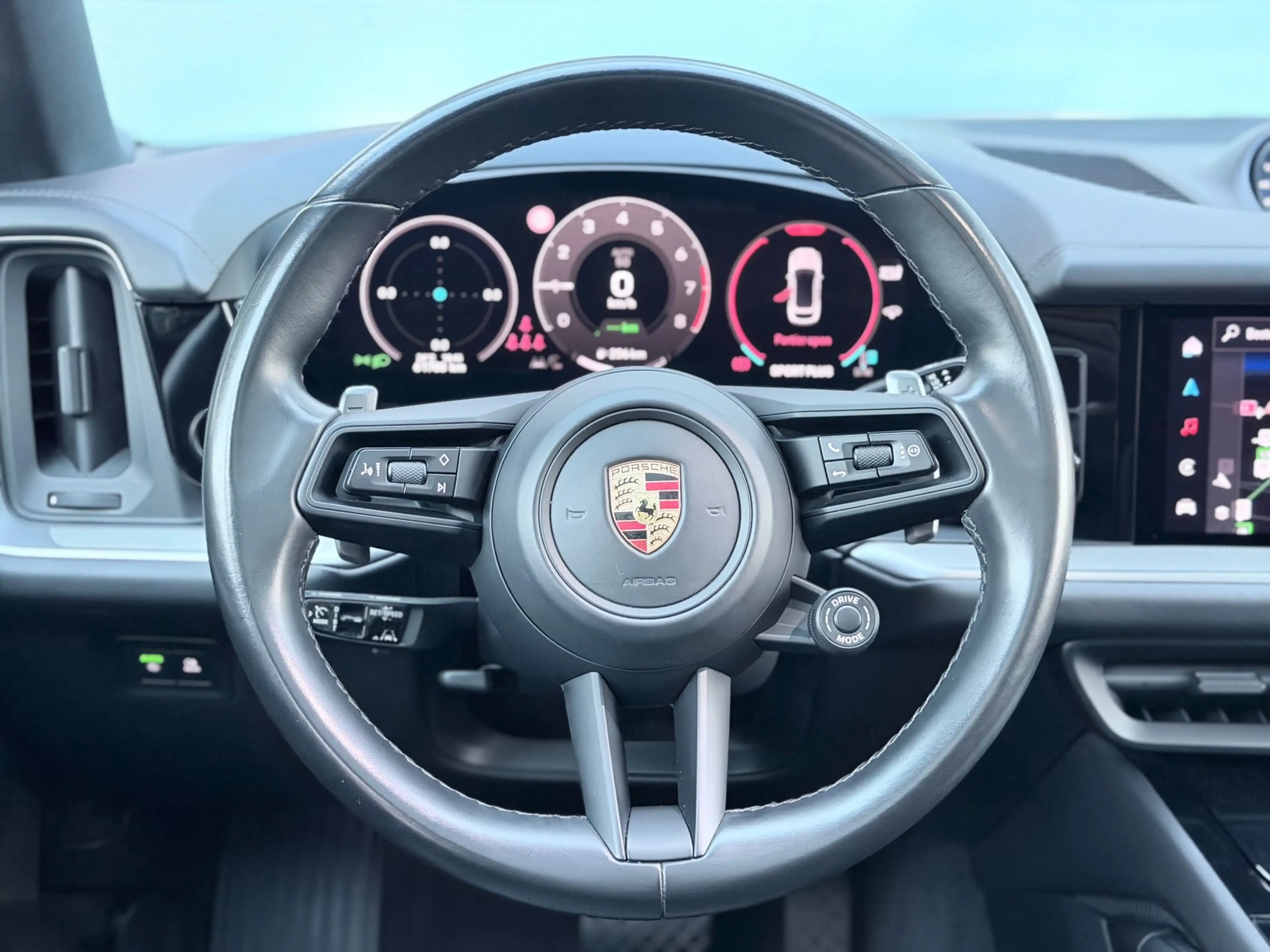 Porsche Cayenne 3.0 E-Hybrid Pano/Bose/360/Memory — photo 16