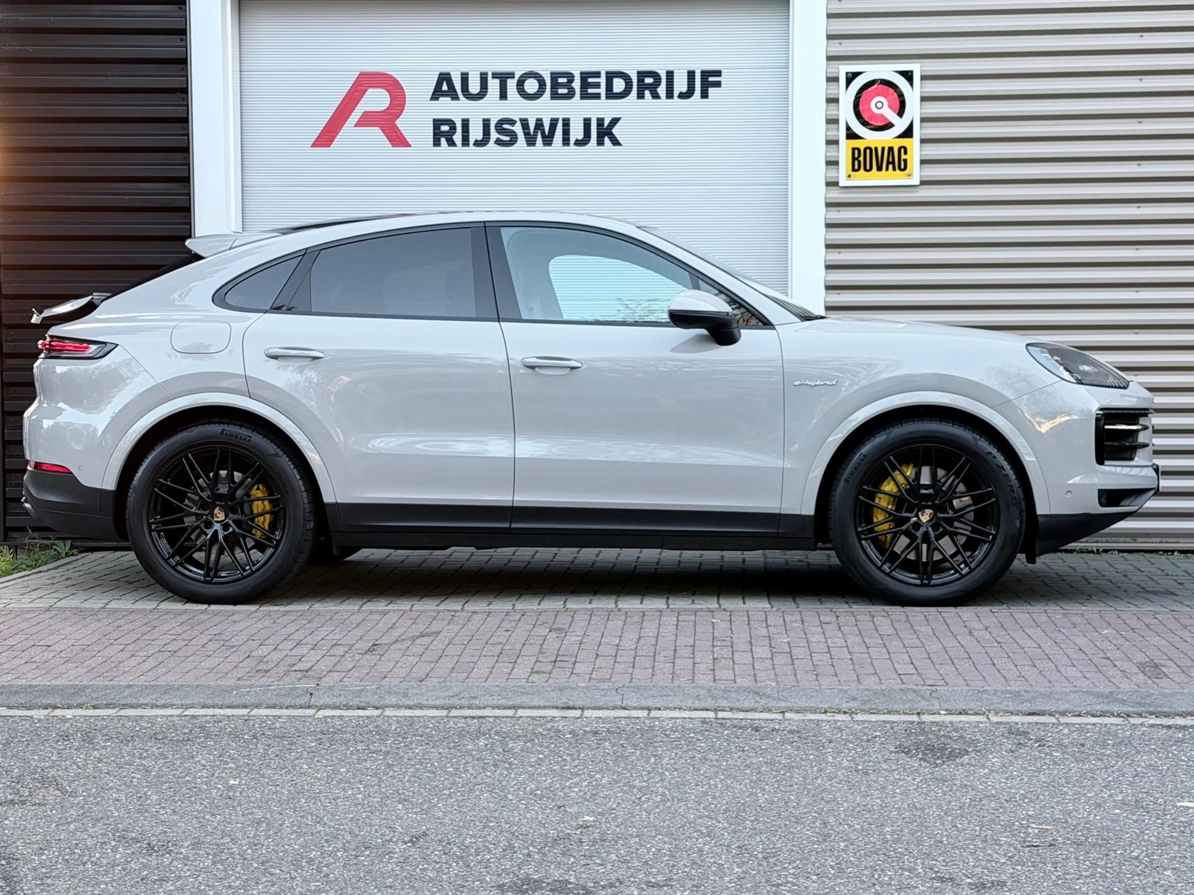 Porsche Cayenne 3.0 E-Hybrid Pano/Bose/360/Memory — photo 5