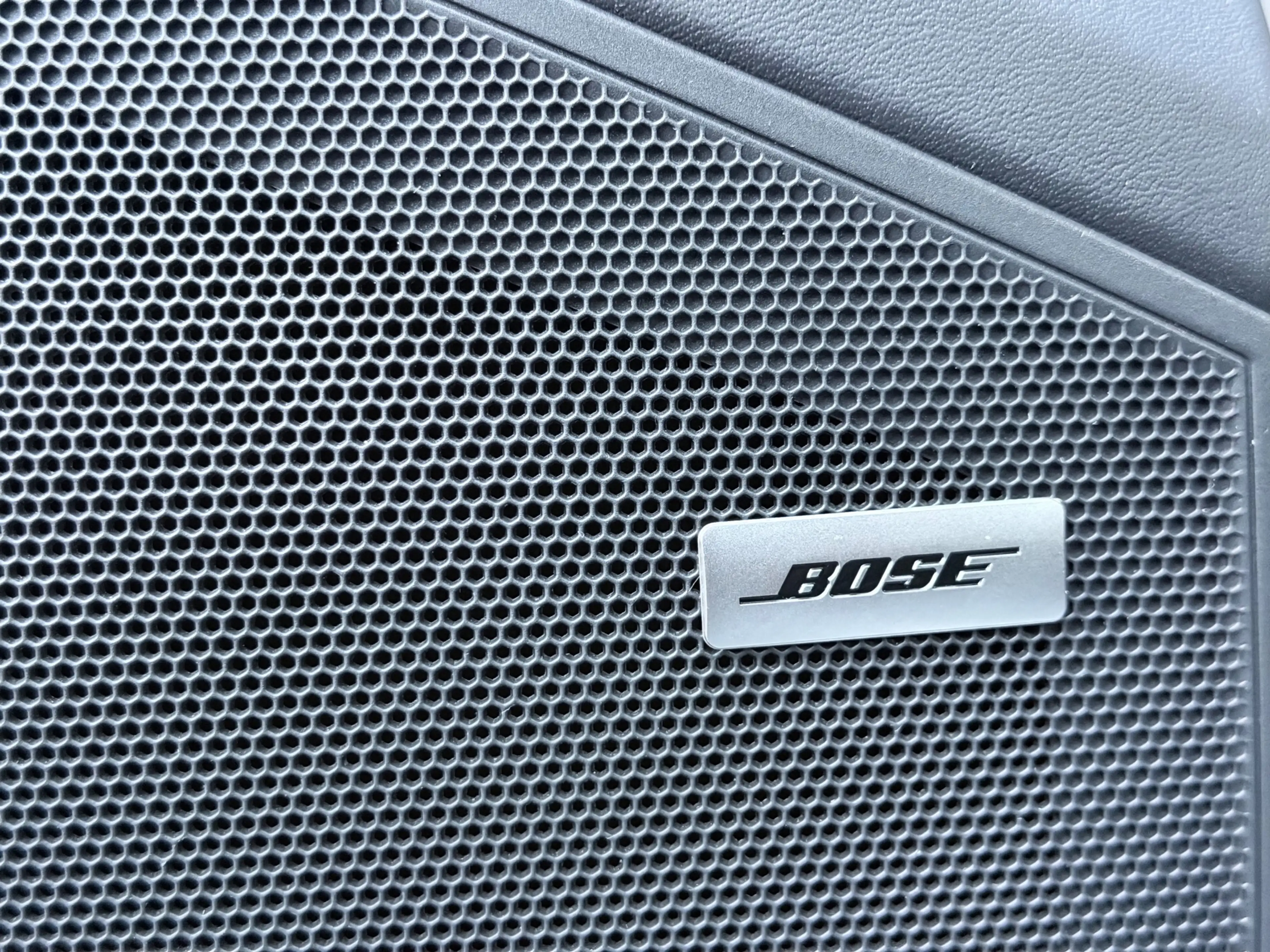 Porsche Cayenne 3.0 E-Hybrid Pano/Bose/360/Memory — photo 14