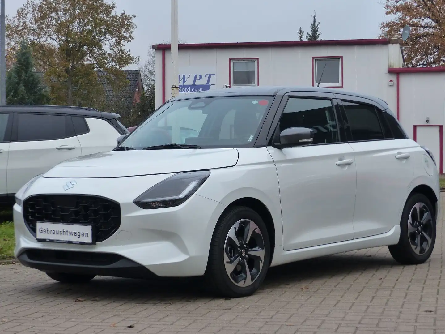 Suzuki Swift 1.2 HYBRID CVT Comfort+ Blanc - 1