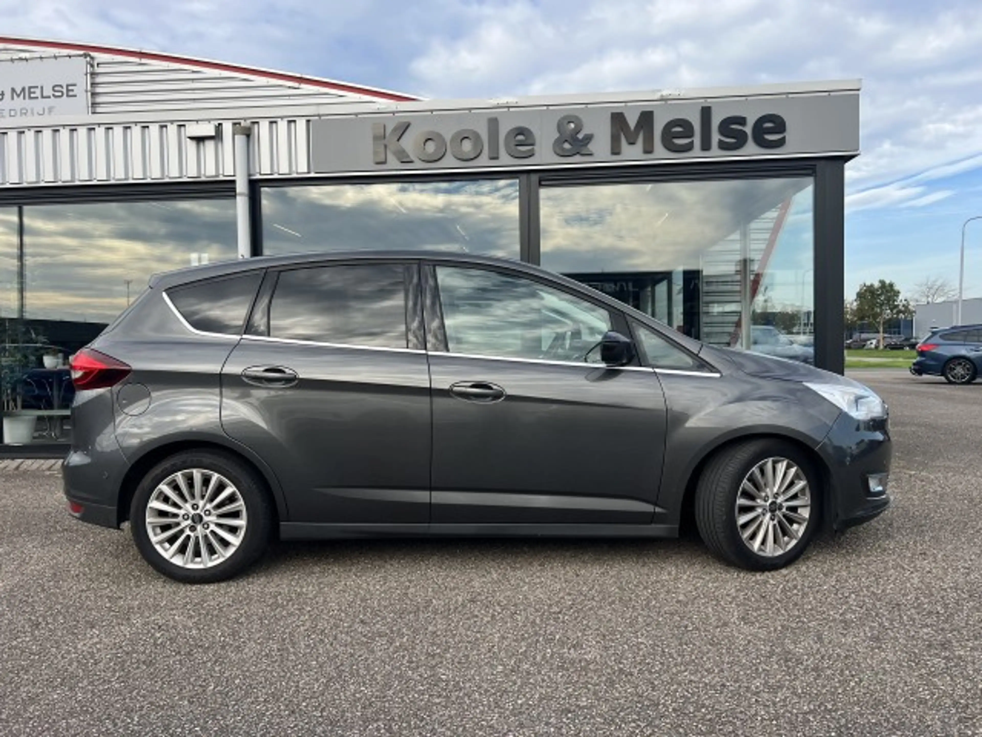 Ford C-Max 1.0 EcoBoost 125pk Titanium , trekhaak , voorruitv — photo 3