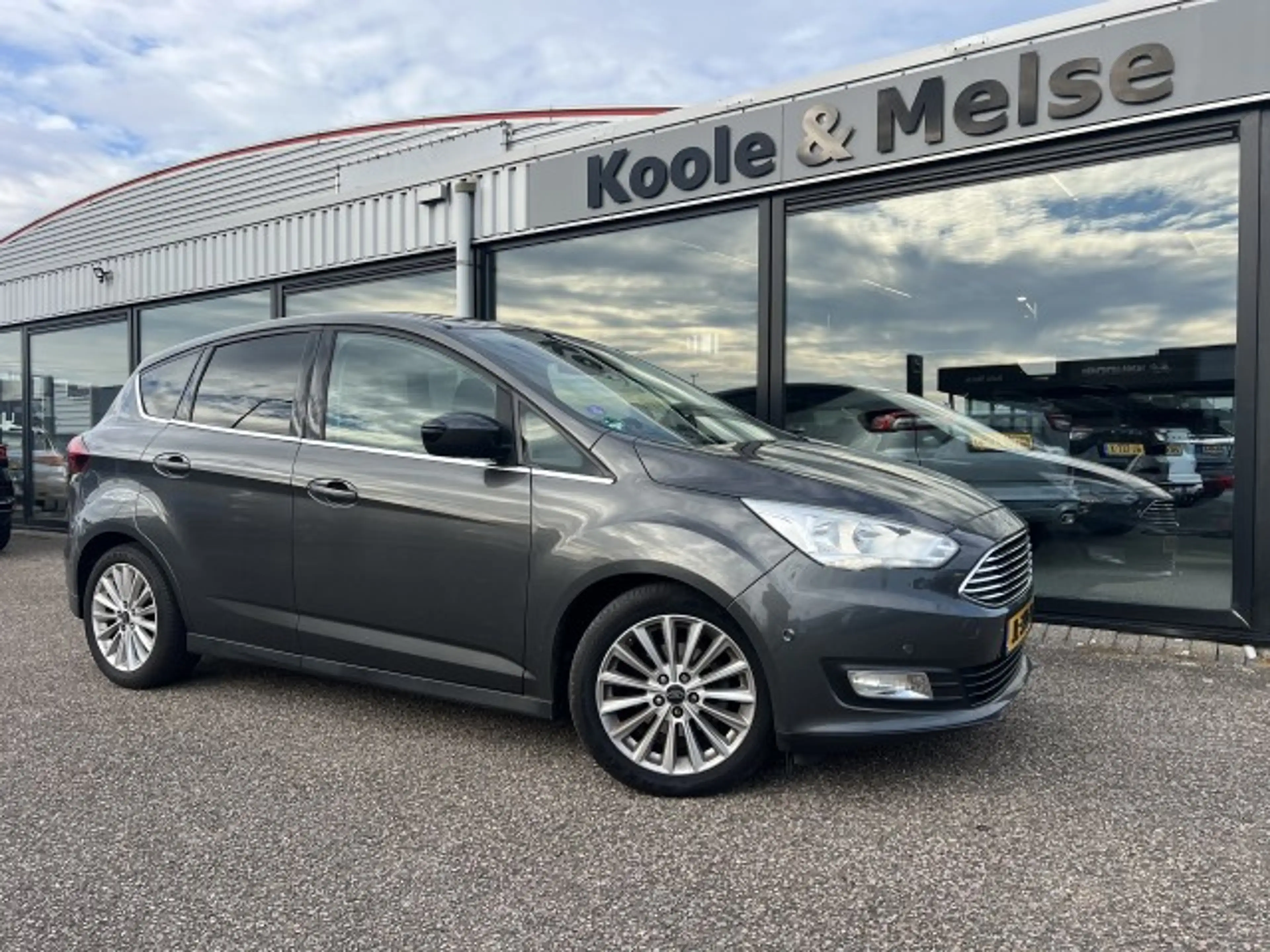 Ford C-Max 1.0 EcoBoost 125pk Titanium , trekhaak , voorruitv — photo 2