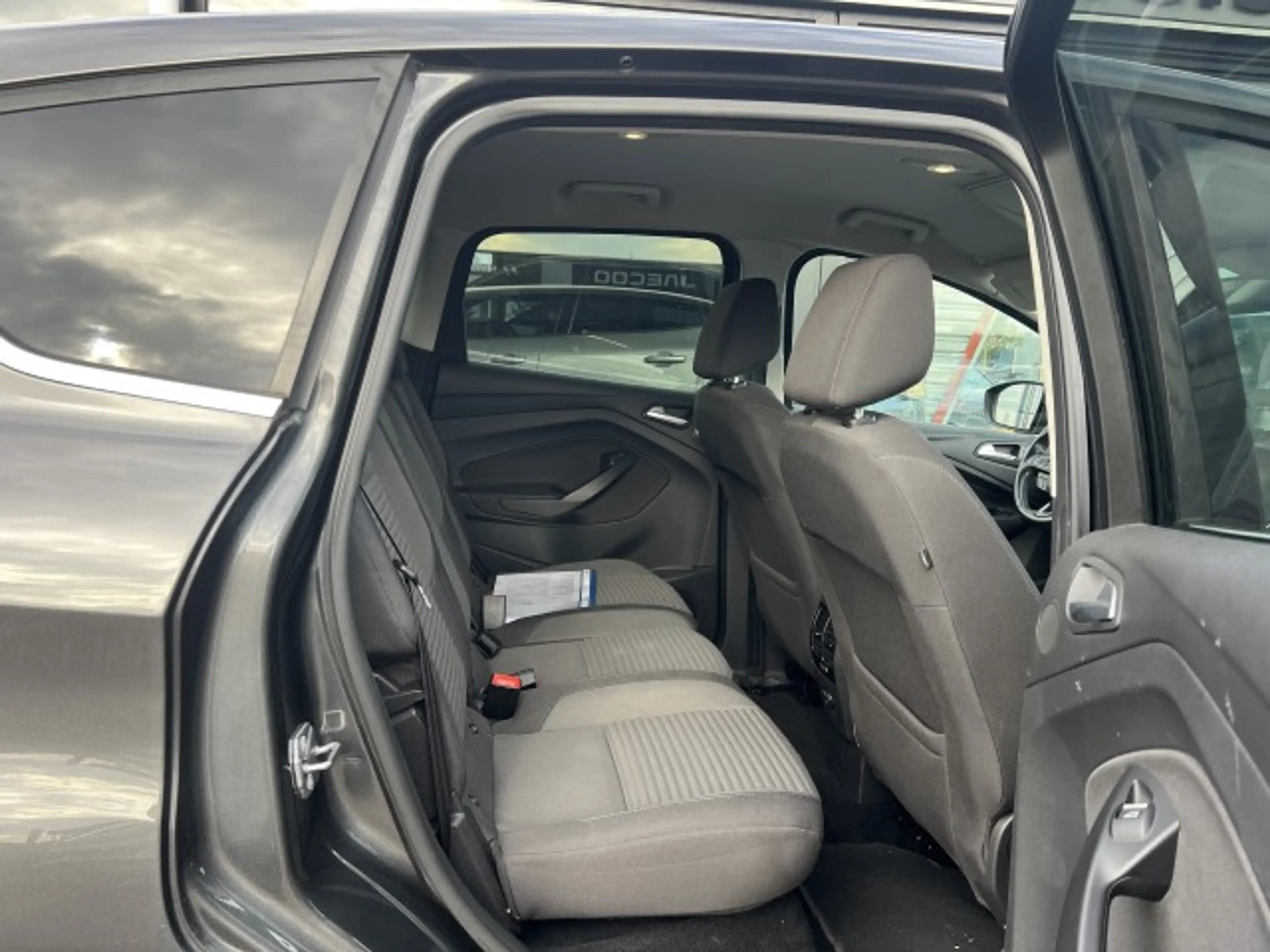 Ford C-Max 1.0 EcoBoost 125pk Titanium , trekhaak , voorruitv — photo 11