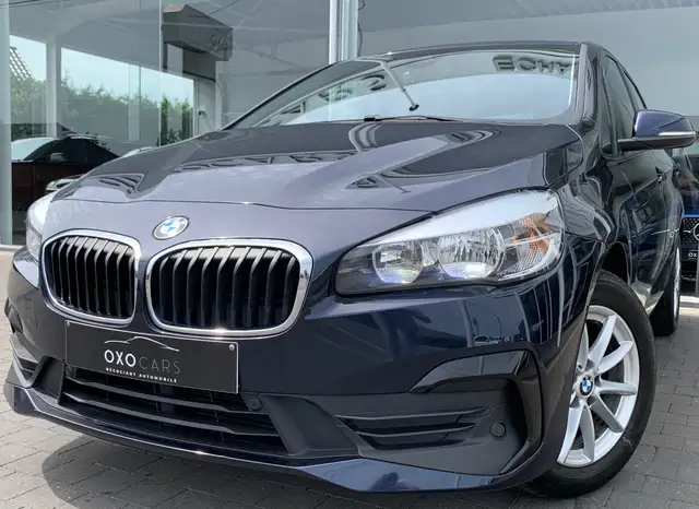 BMW 216