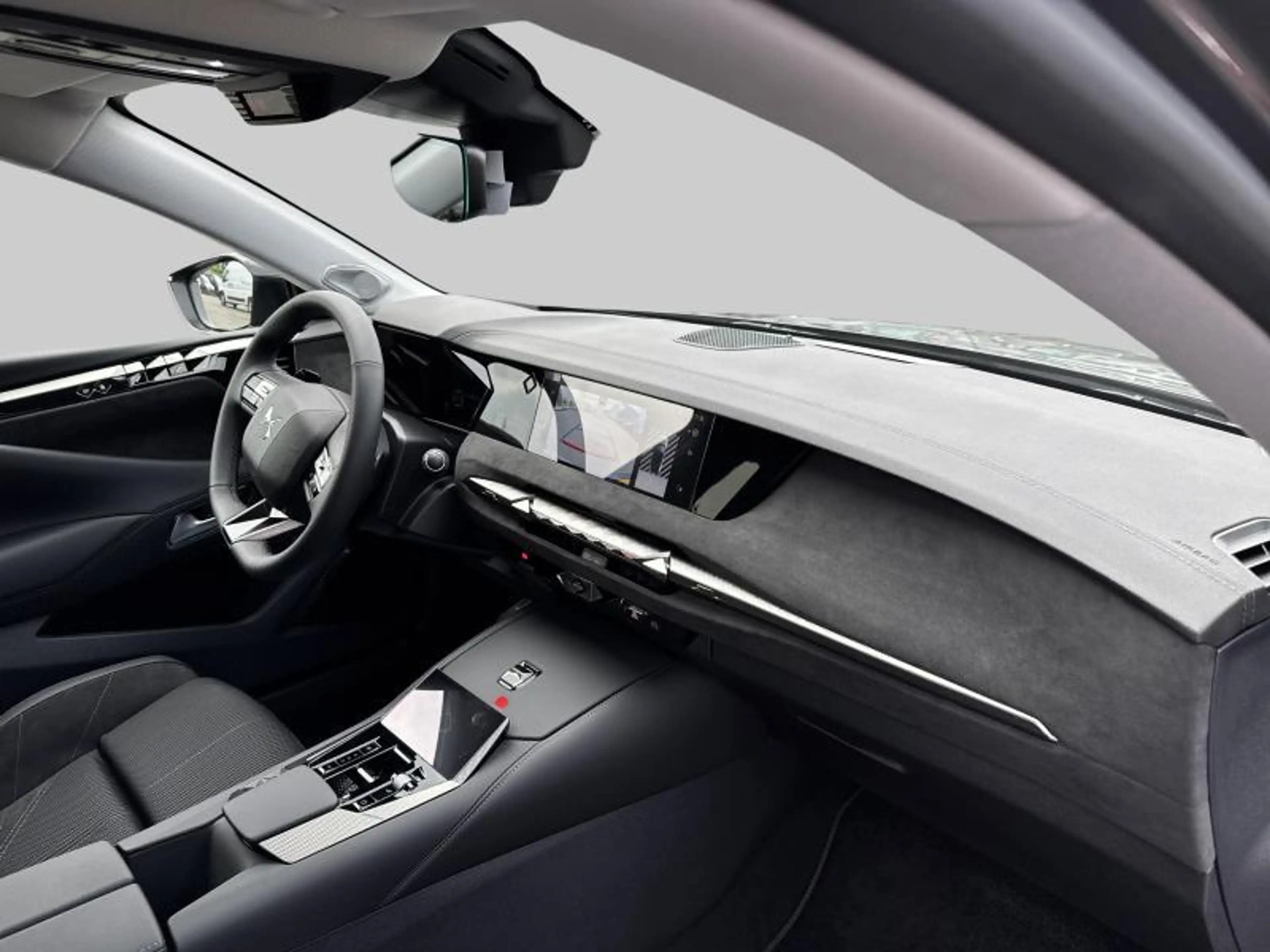 DS Automobiles DS 4 ETOILE — photo 9