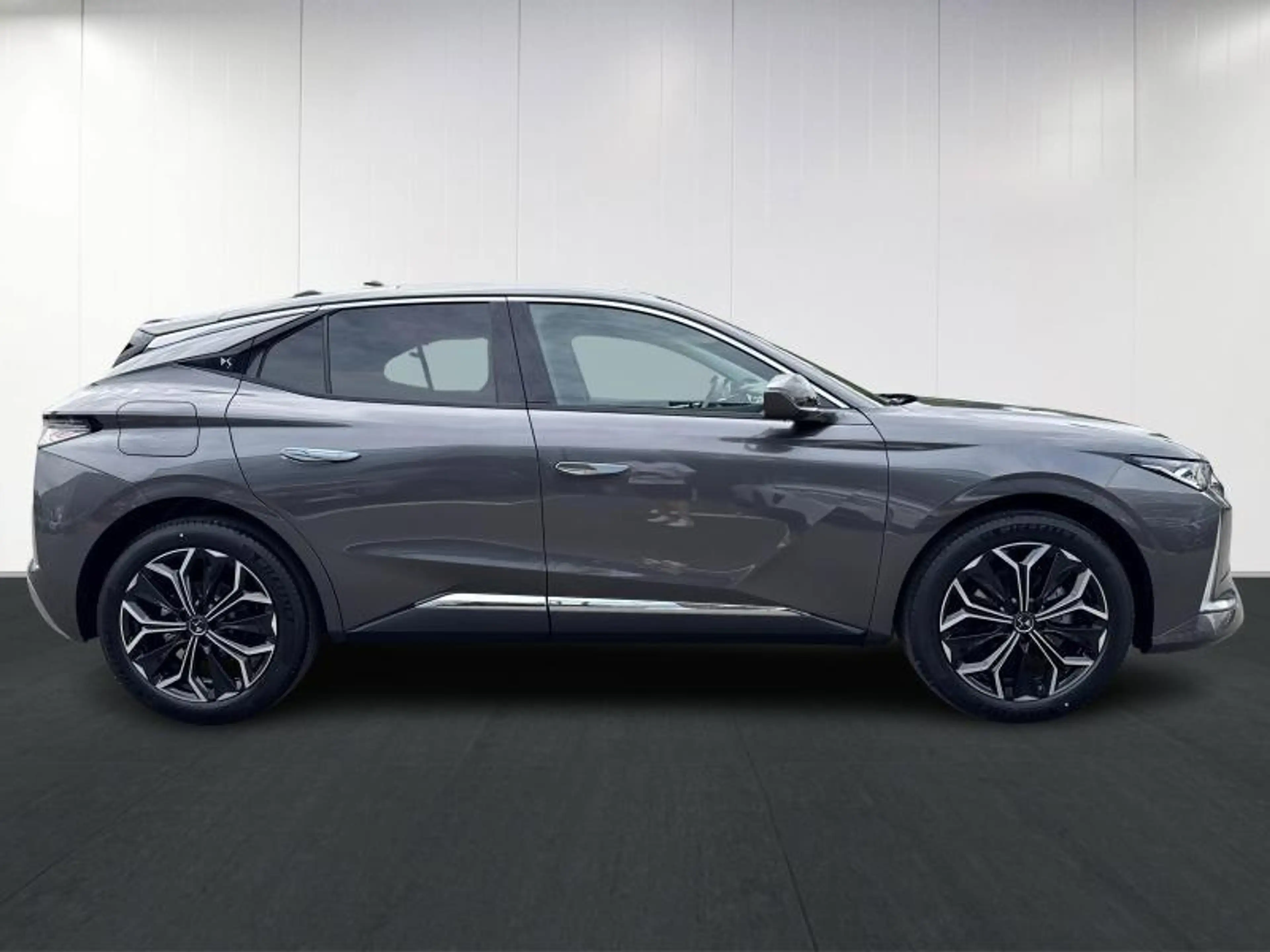 DS Automobiles DS 4 ETOILE — photo 8