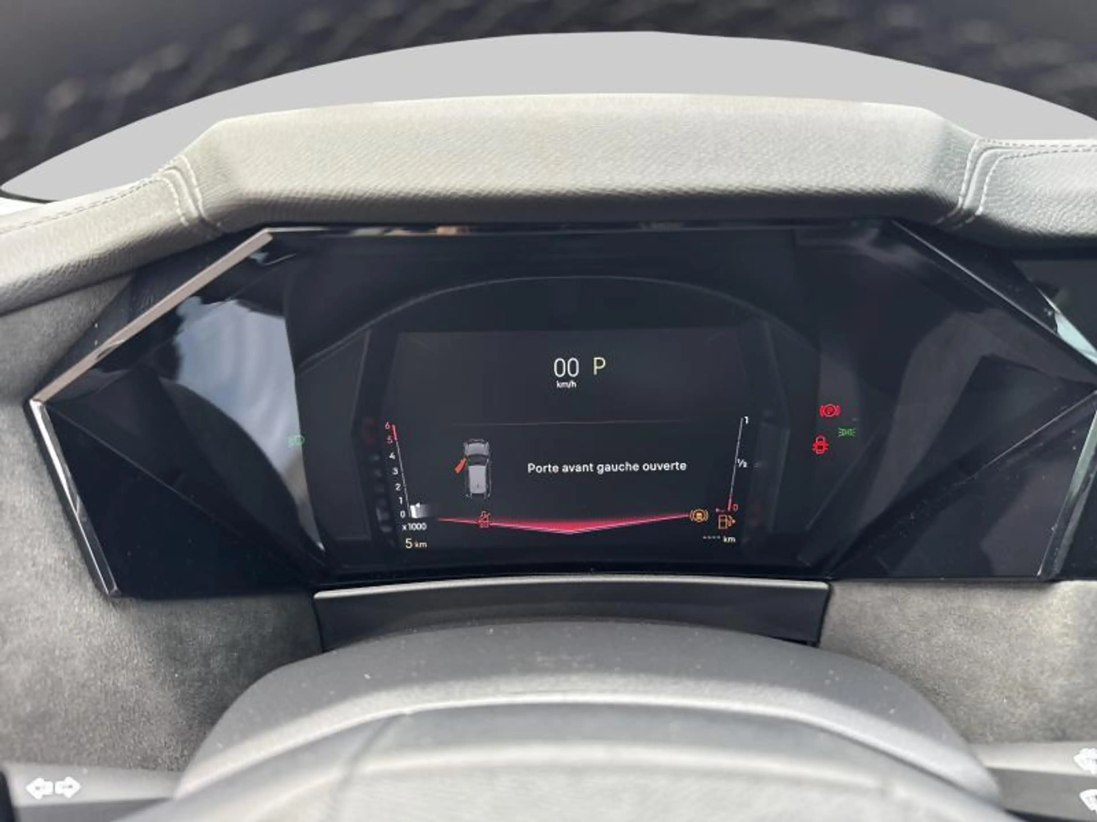 DS Automobiles DS 4 ETOILE — photo 15