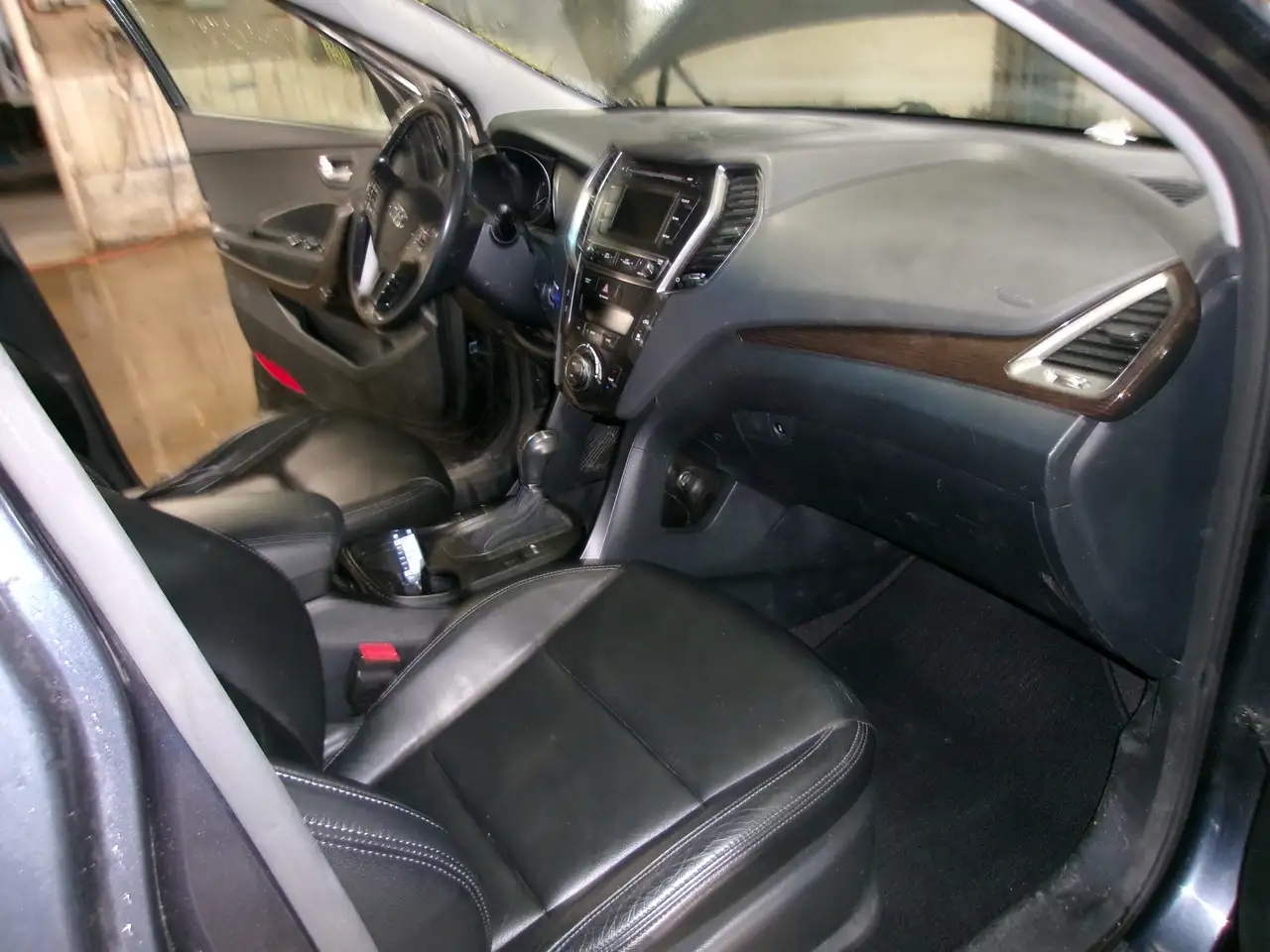 Hyundai SANTA FE снимка Hyundai SANTA FE