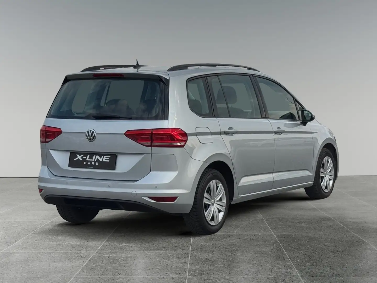 Volkswagen Touran Automatik I ÖAMTC Pickerl I Finanzierung I PDC Grau - 2