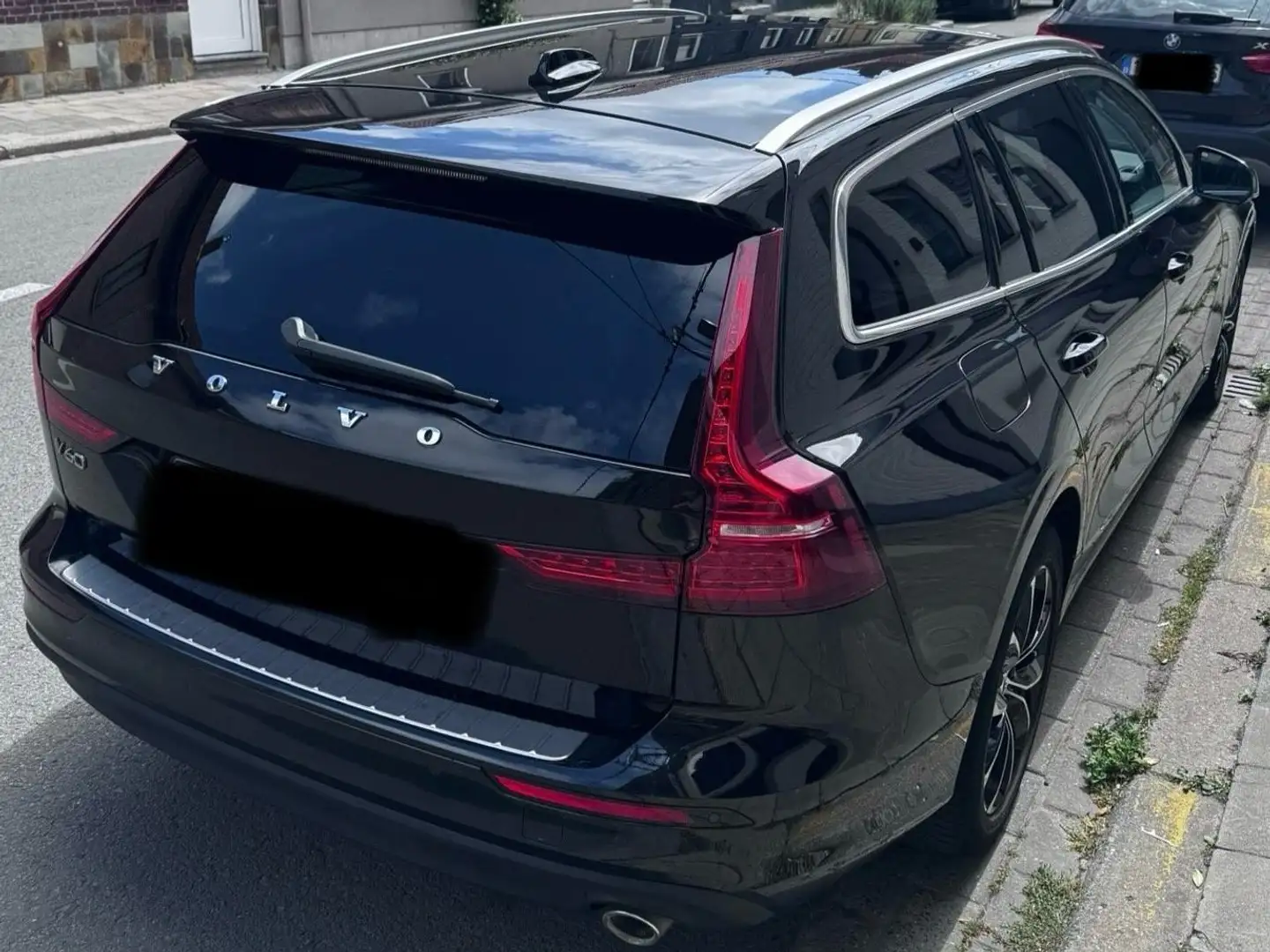 Volvo V60 D3 Zwart - 2
