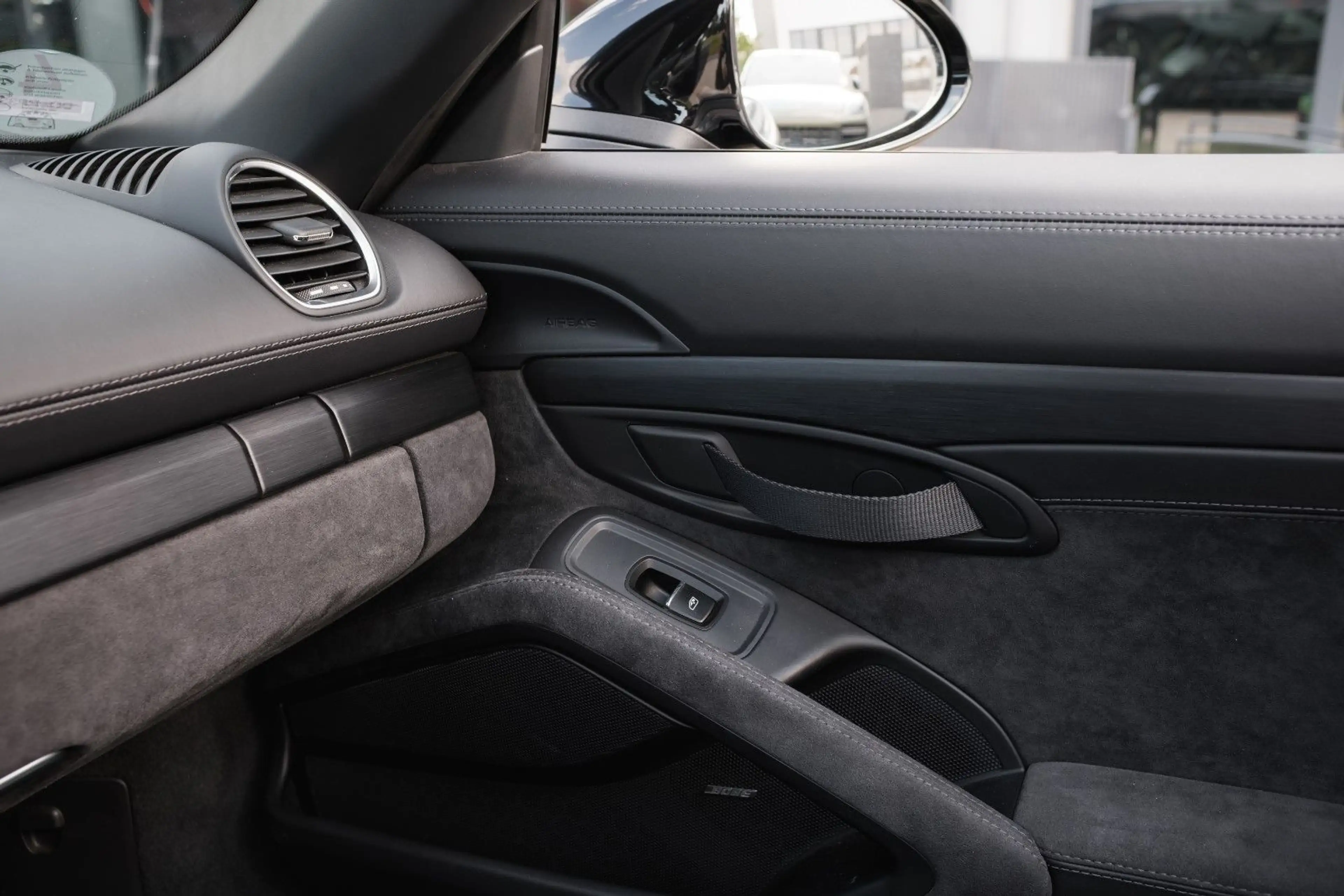 Porsche Boxster 718 Spyder-BOSE -Sound-Approved-1. Hand — photo 15