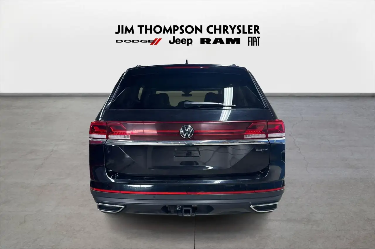 Volkswagen Atlas снимка Volkswagen Atlas