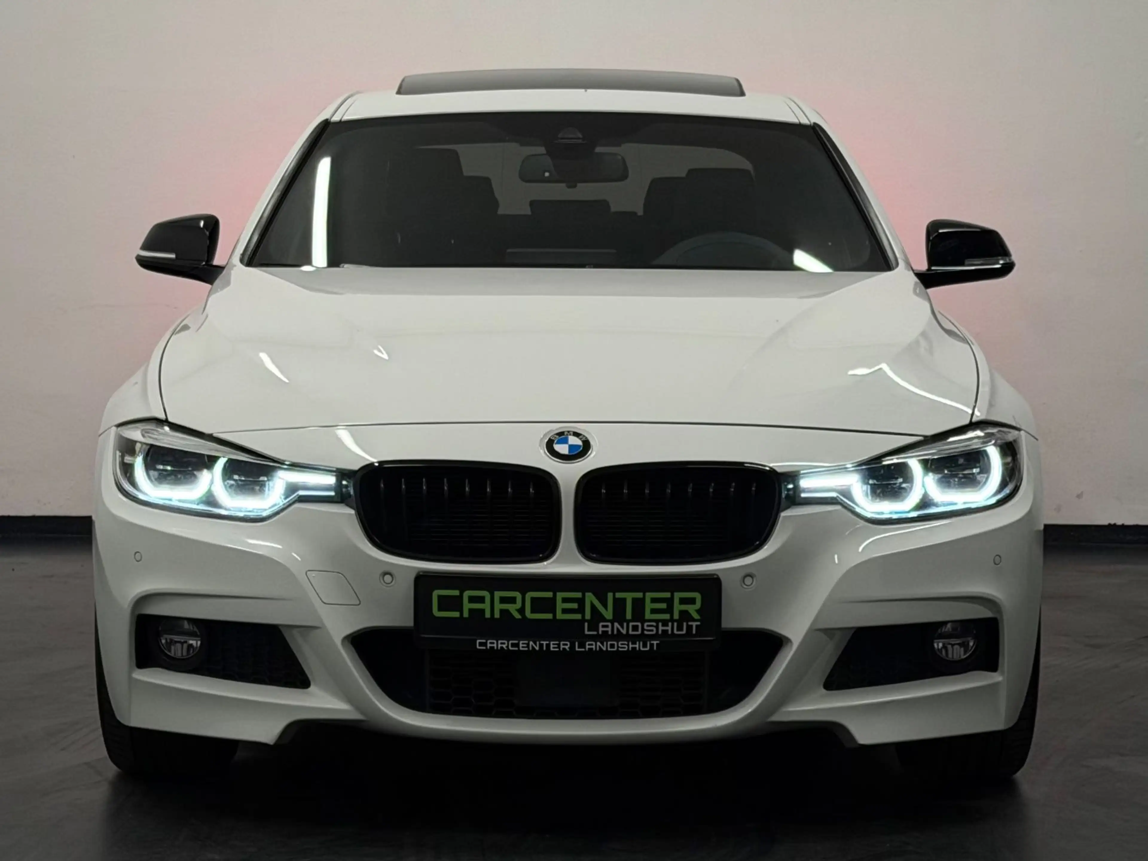 BMW 330 d M-Sport PANO/ACC/NAVI/SPUR-H/ALCANTARA/AHK — photo 5