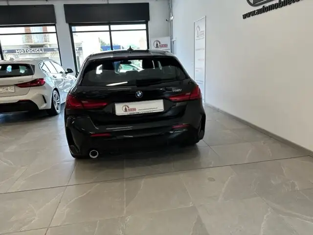 BMW 1 Series view 5